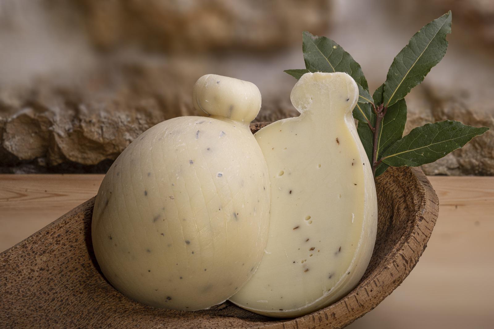 Caciocavallo al Tartufo