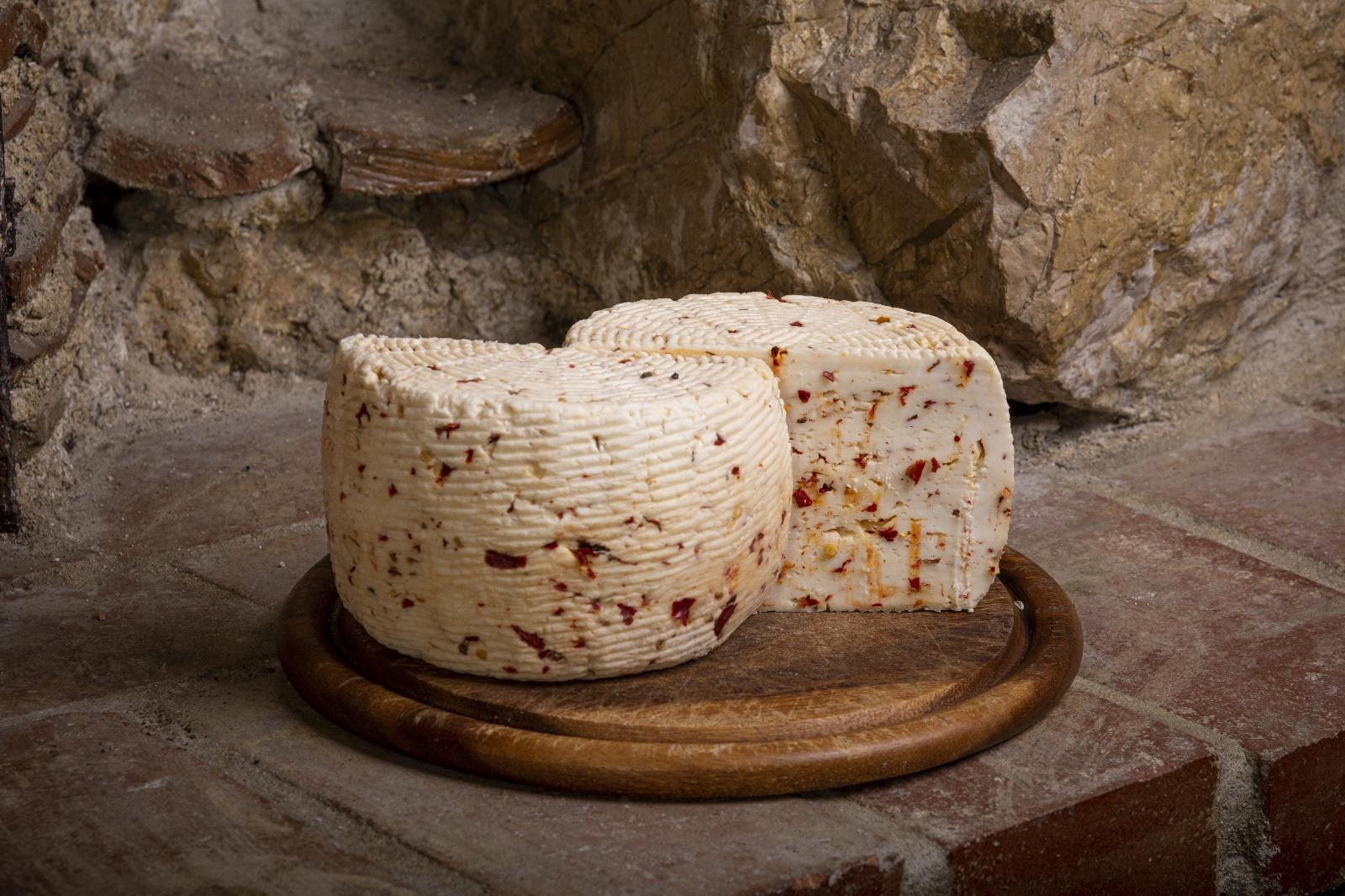 Formaggio Fresco al Peperoncino Crusco