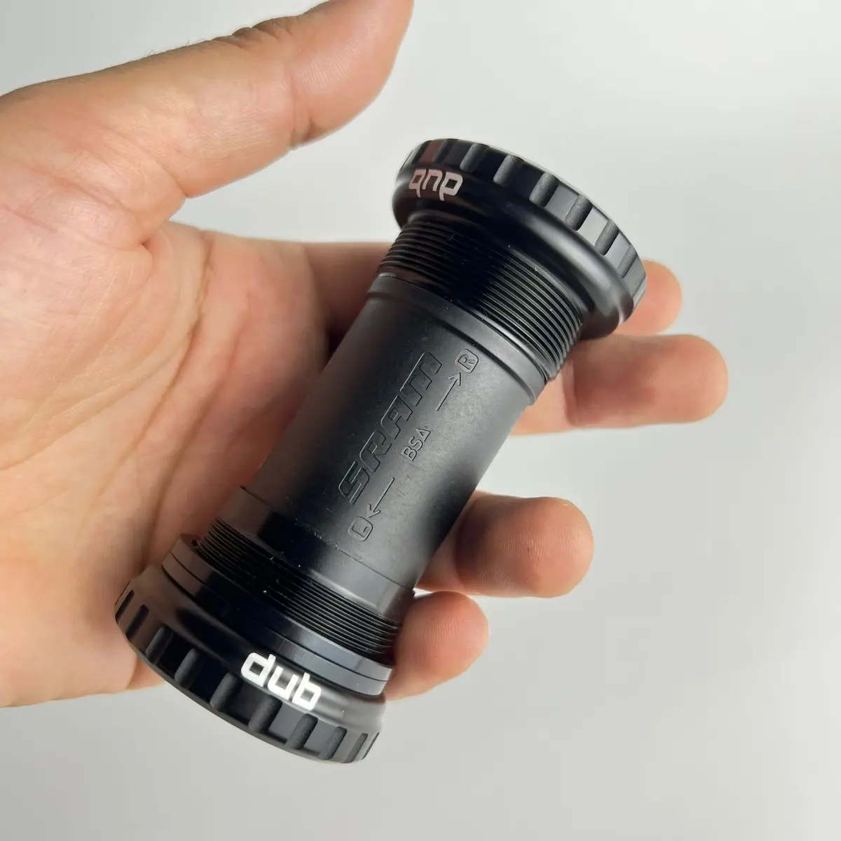 Eje Centro SRAM DUB English Bottom Bracket – English/BSA, 83mm
