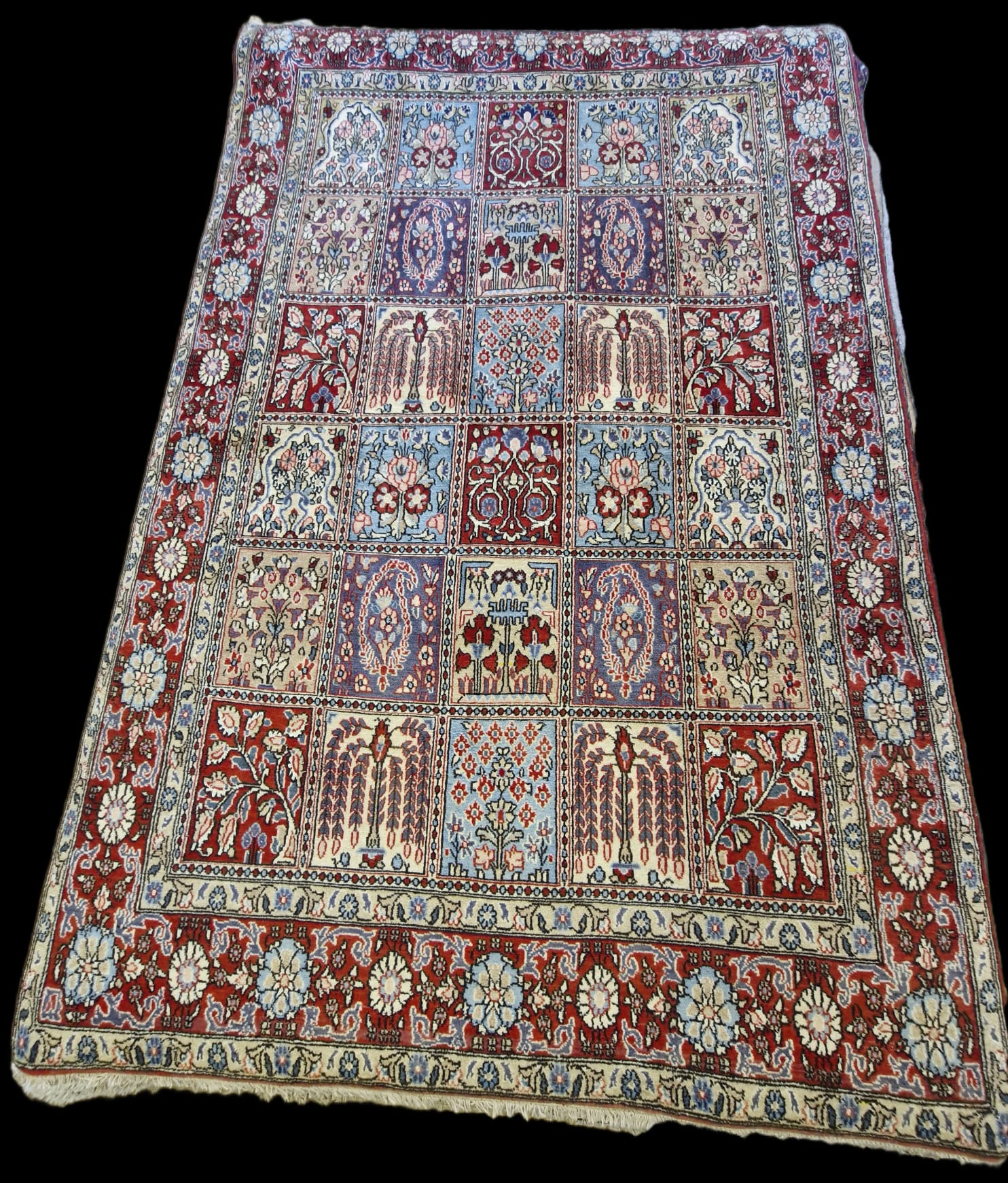 Tapis Persan Classique