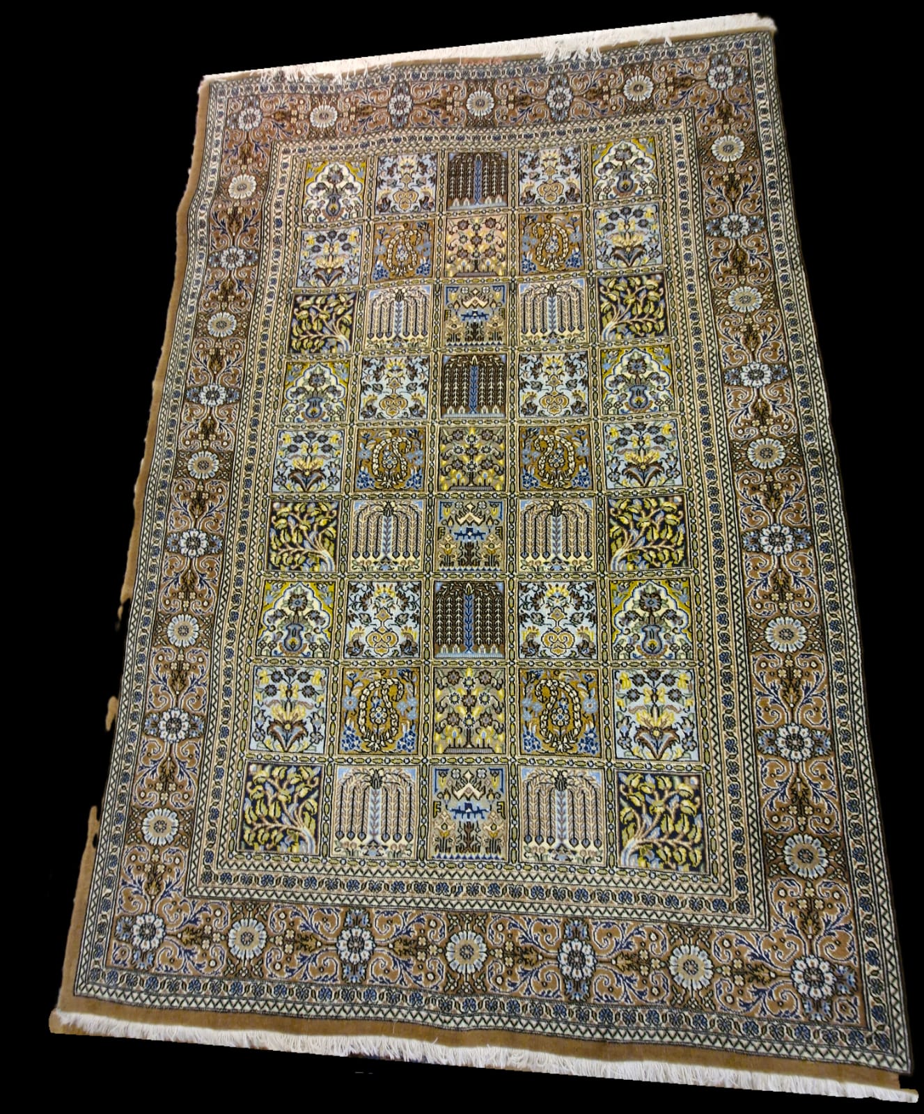 IRAN (Ghom) 203 X 141 