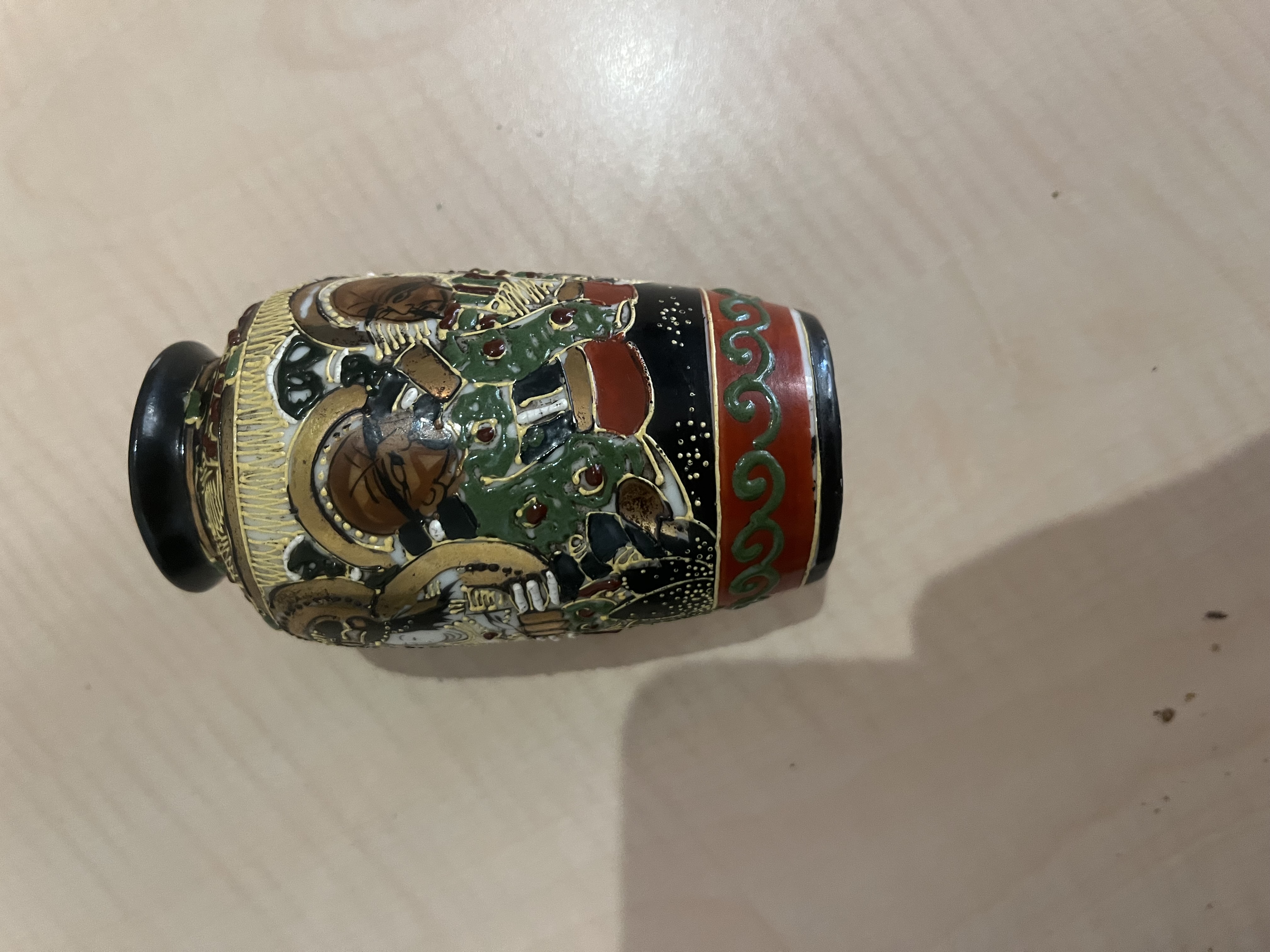 Superbe Vase Ancien Japonais - Style Satsuma "Kyoto" - Rehaussé à l’Or Fin