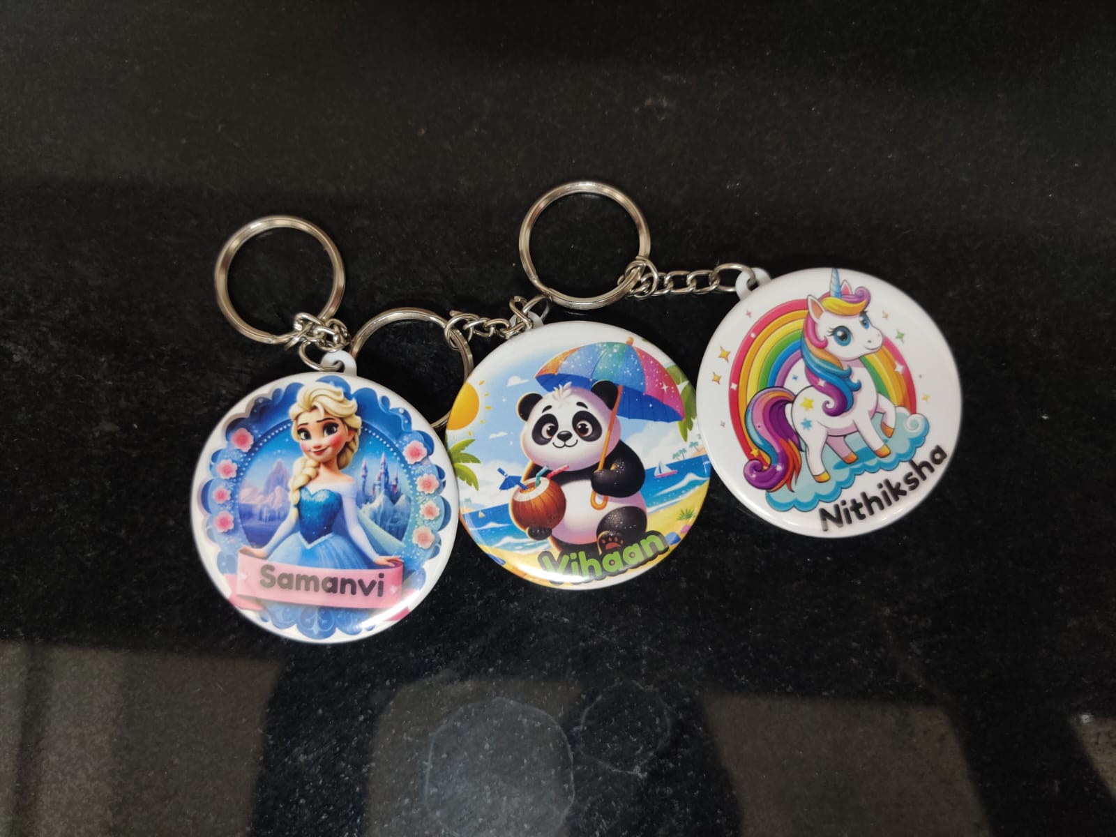 Custom Cartoon Keychains 44mm