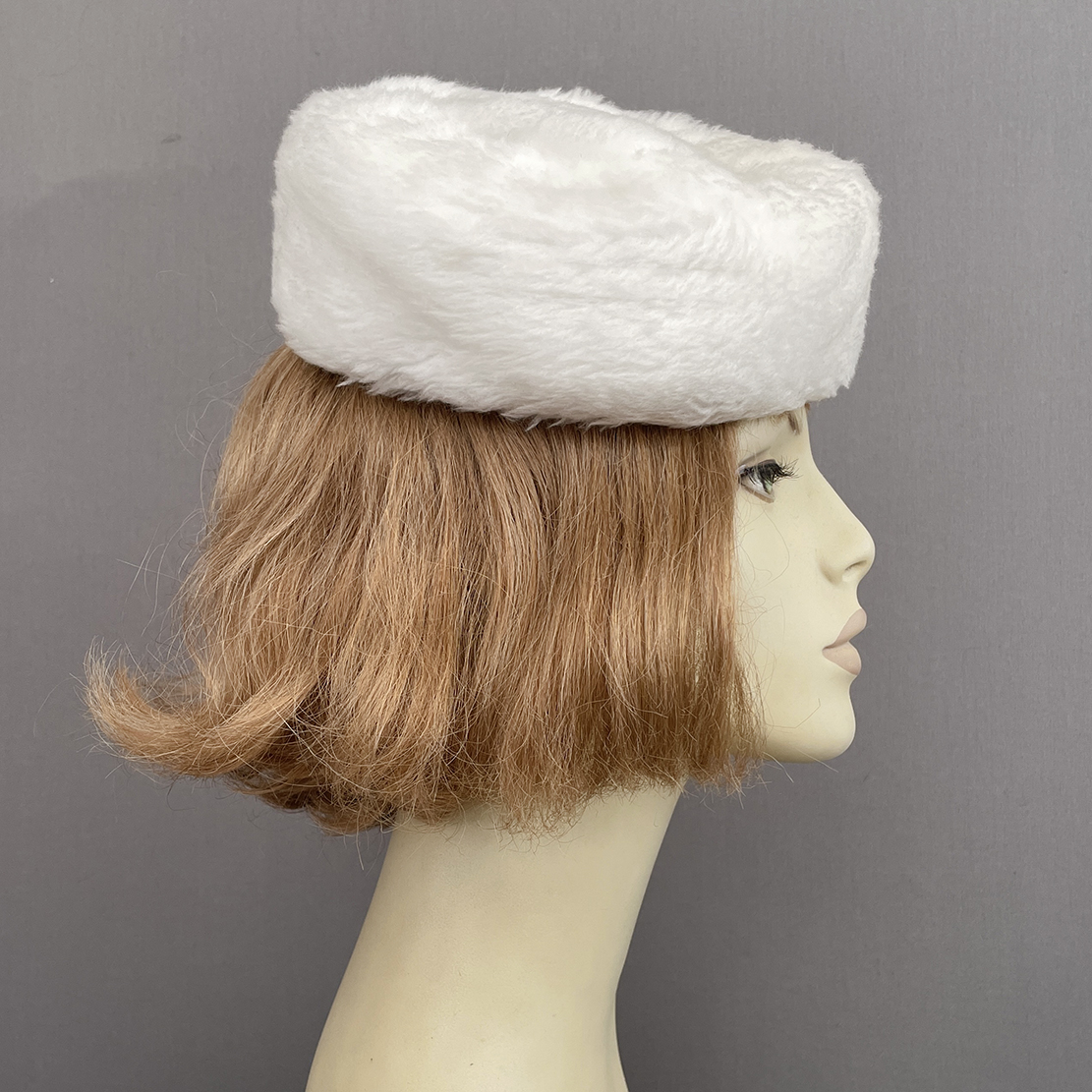 Set vintage (toca si manson)  anii '60