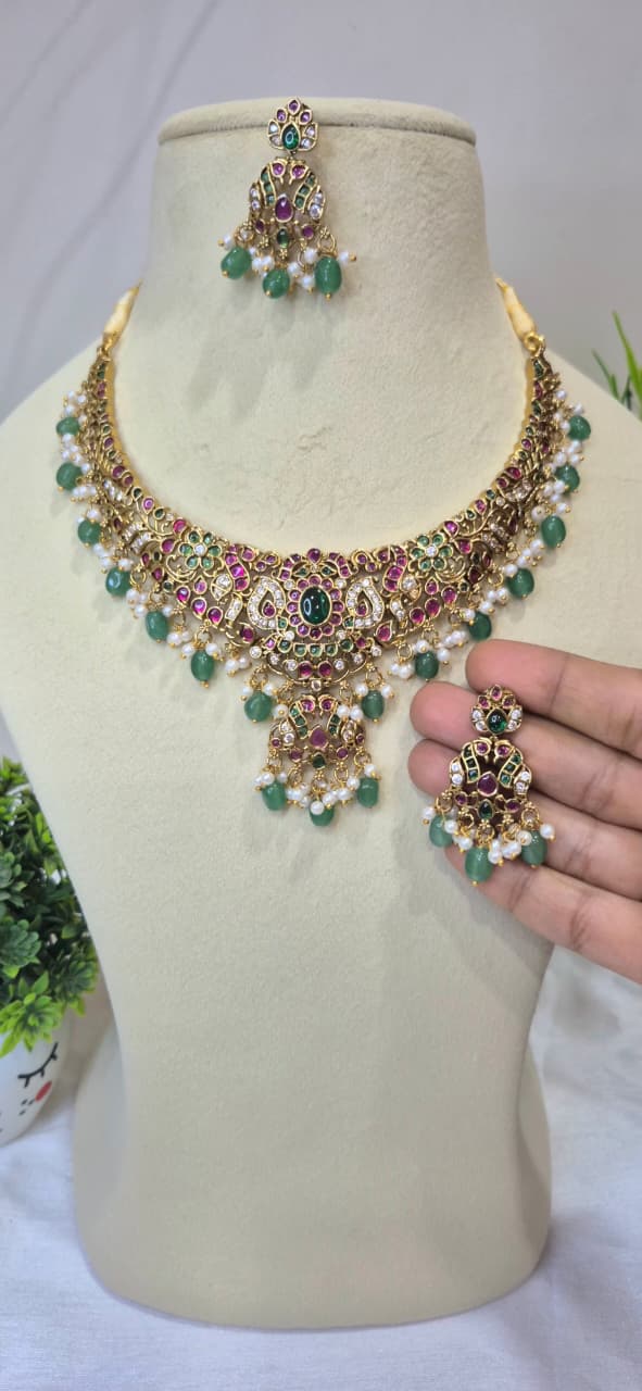 Traditional Jadau Kundan Necklace 