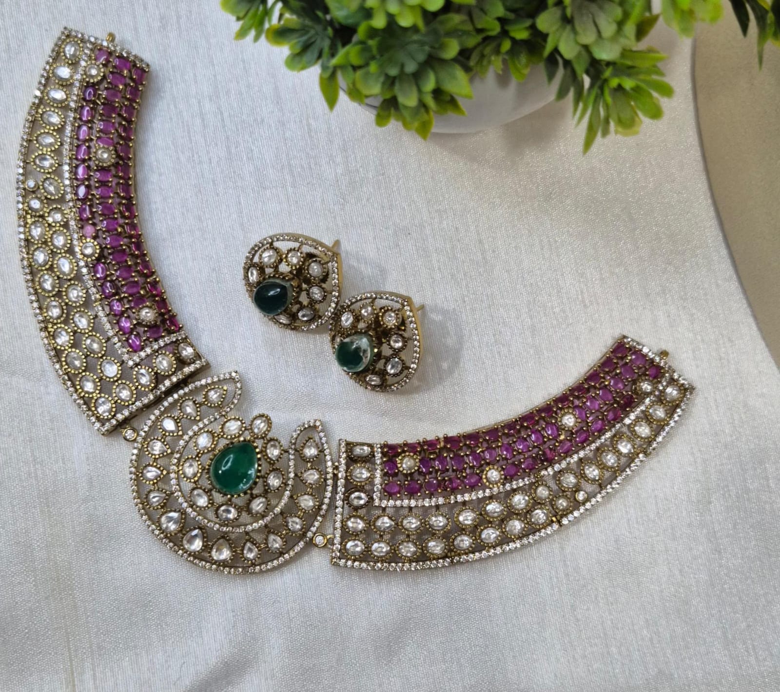 Premium Moissanite Kundan Necklace Set  sumkn33