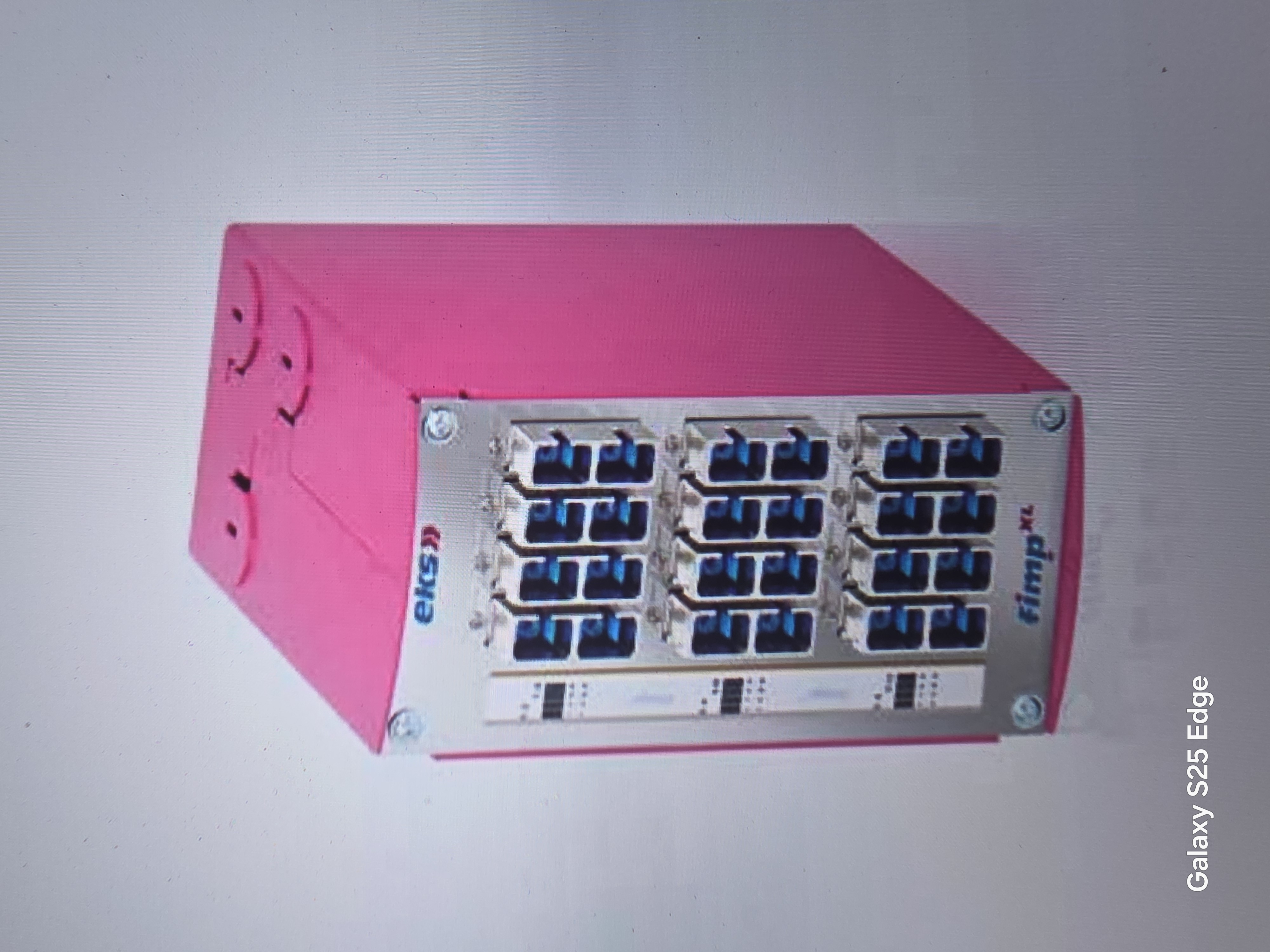 Boîtier de raccordement fibre optique