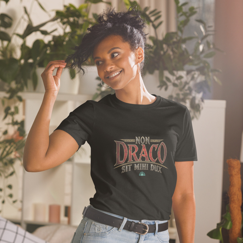 Camiseta Non Draco Sit Mihi Dux (Oração de São Bento)