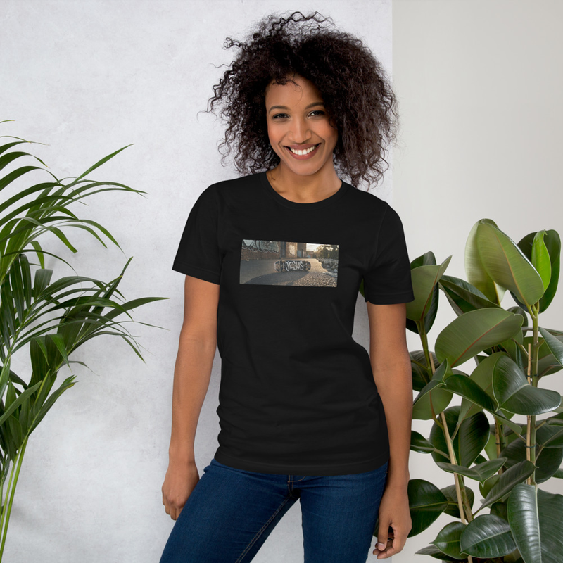 Camiseta "Minha Base é Jesus" Unisex 