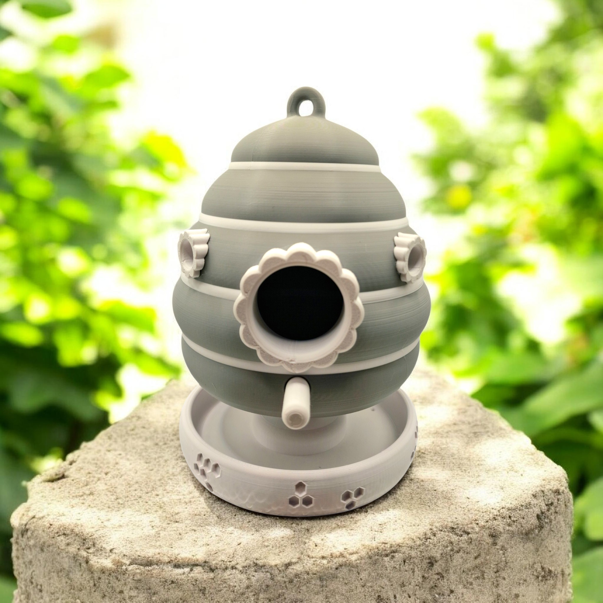 Bienenstock, Futterstelle, Vogelhaus 