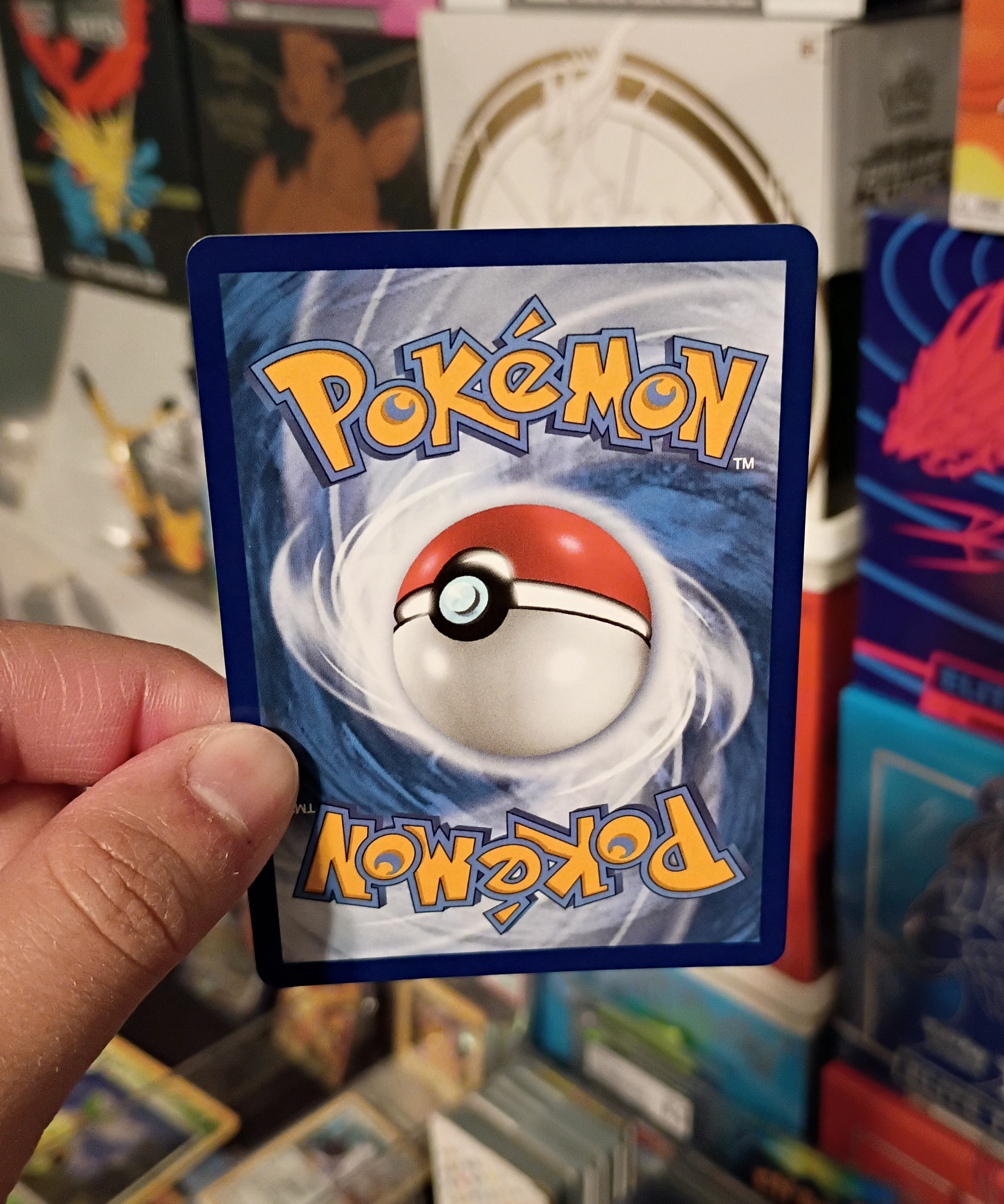 Pokemon Piplup 098/094 Me02: Phantasmal Flames Holo