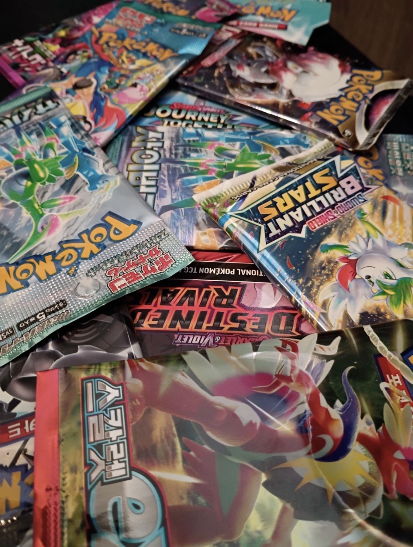 Mystery Pokémon Pack (English, Japanese, Korean or Chinese) *Read Description