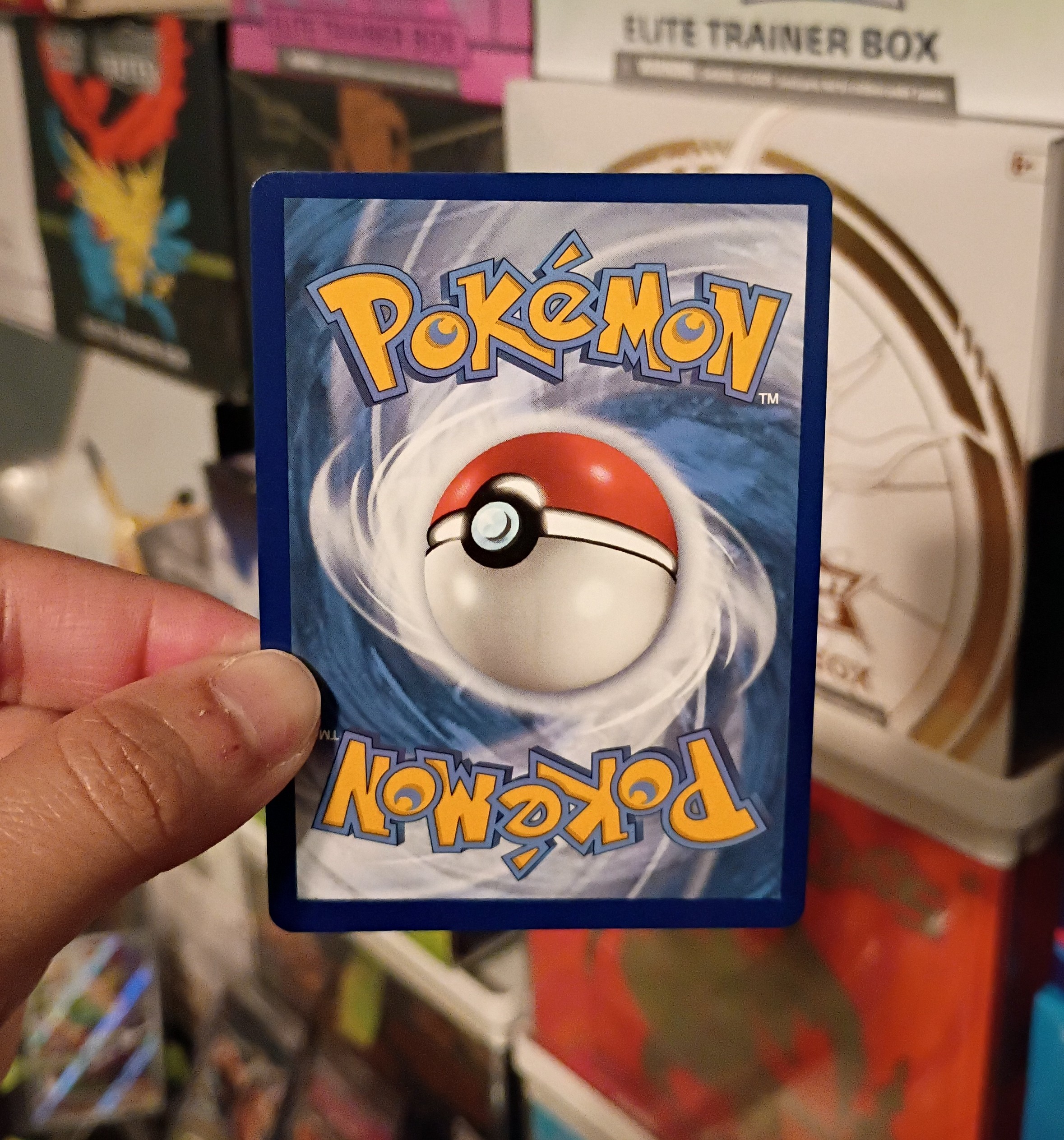 Pokemon Mew V (Alternate Full Art) 251/264 Swsh08: Fusion Strike Holo