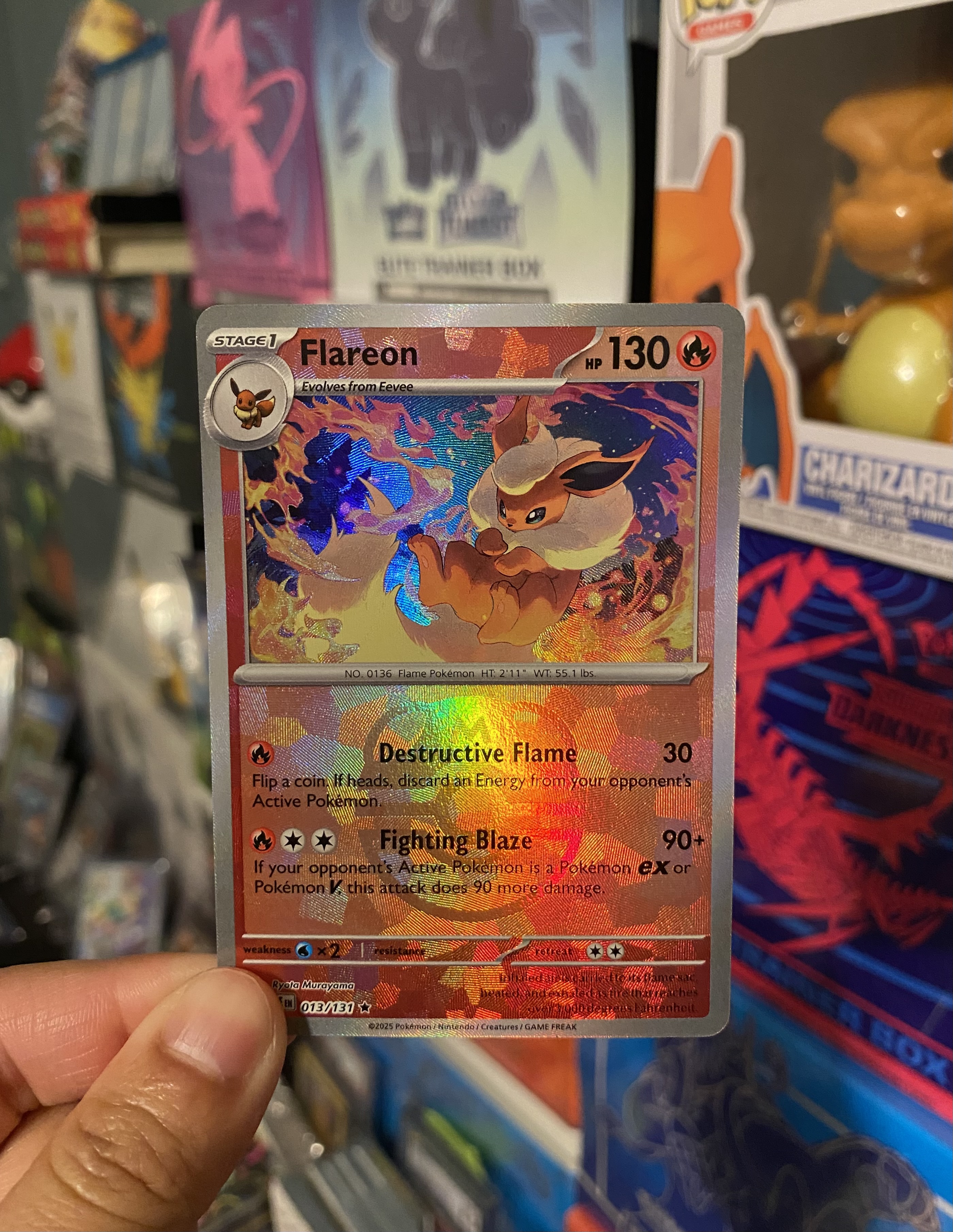 Pokemon Flareon (Master Ball Pattern) 013/131 Sv: Prismatic Evolutions Holo