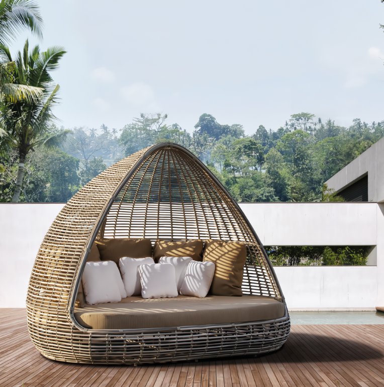 Chaise Triangle Arrondi