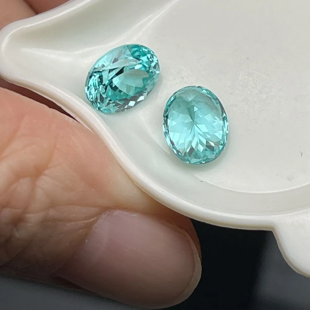 พลอยน้ำแข็งทัวร์มาลีนแท้เพาะเลี้ยง สีเขียวใส