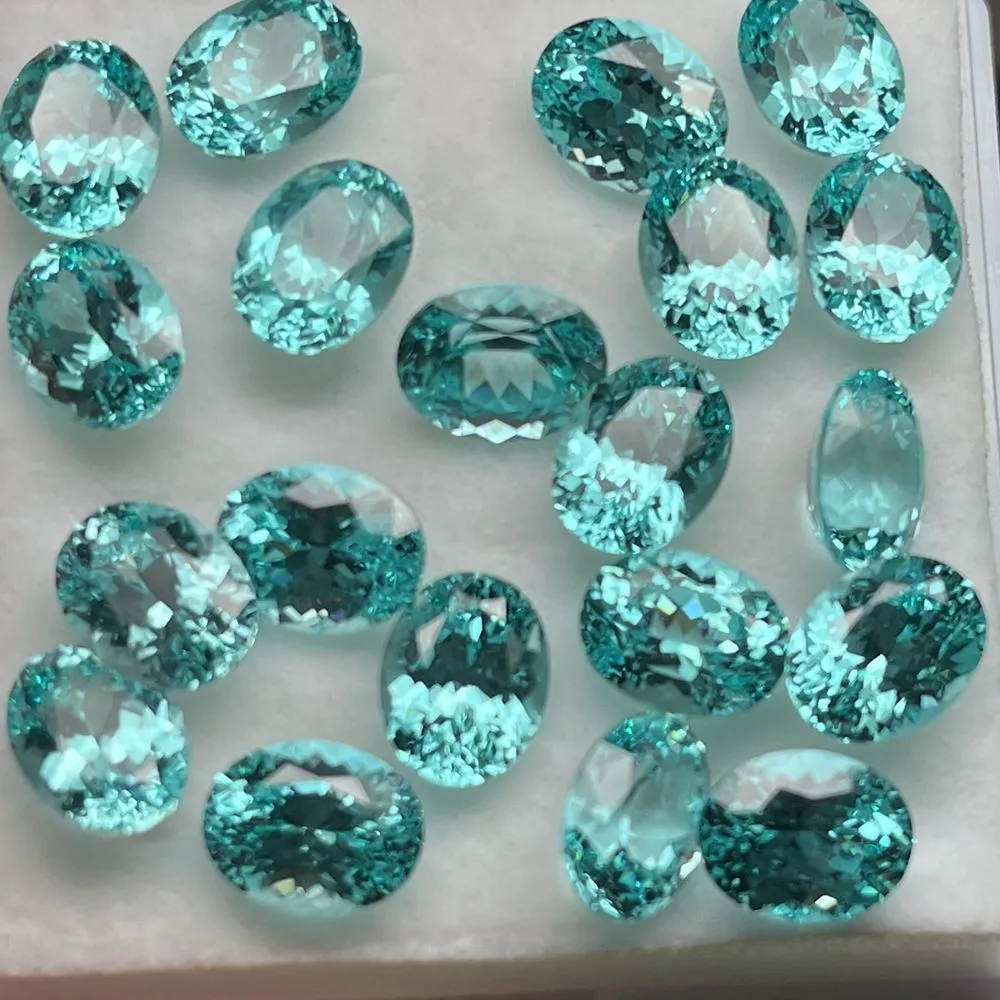 พลอยน้ำแข็งทัวร์มาลีนแท้เพาะเลี้ยง สีเขียวใส