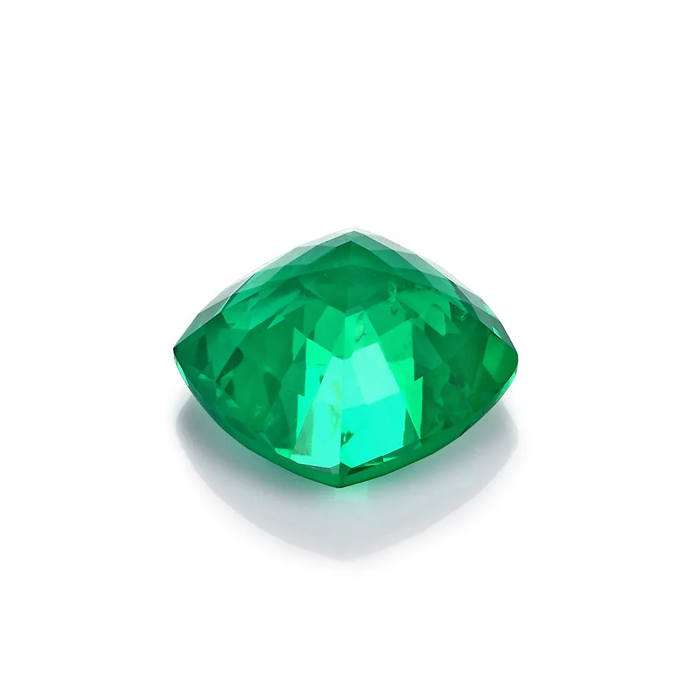 พลอยเอเมอรอลมรกตเขียวโคลอมเบียนแท้เพาะเลี้ยง