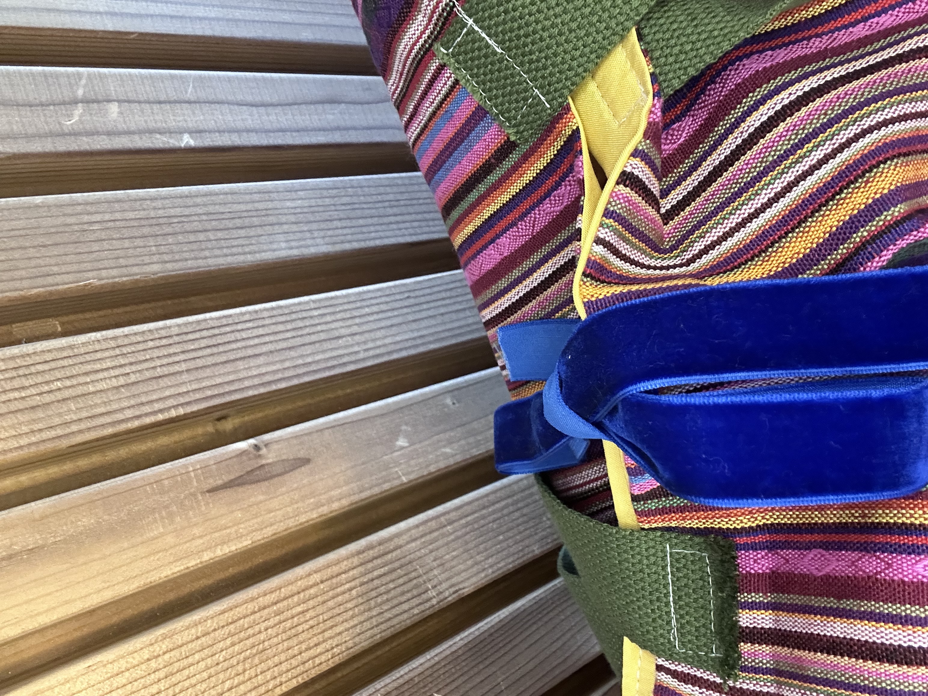 Saco Listrado com Veludo Azul