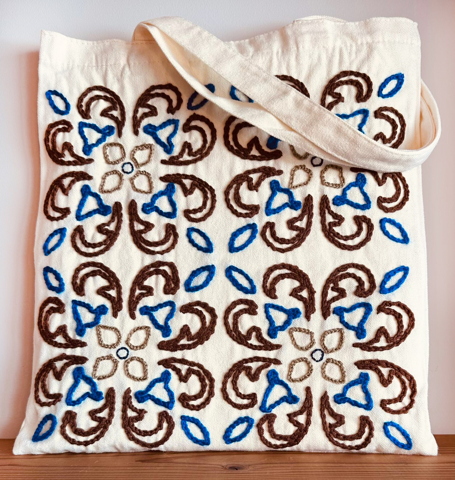 Saco de algodão bordado