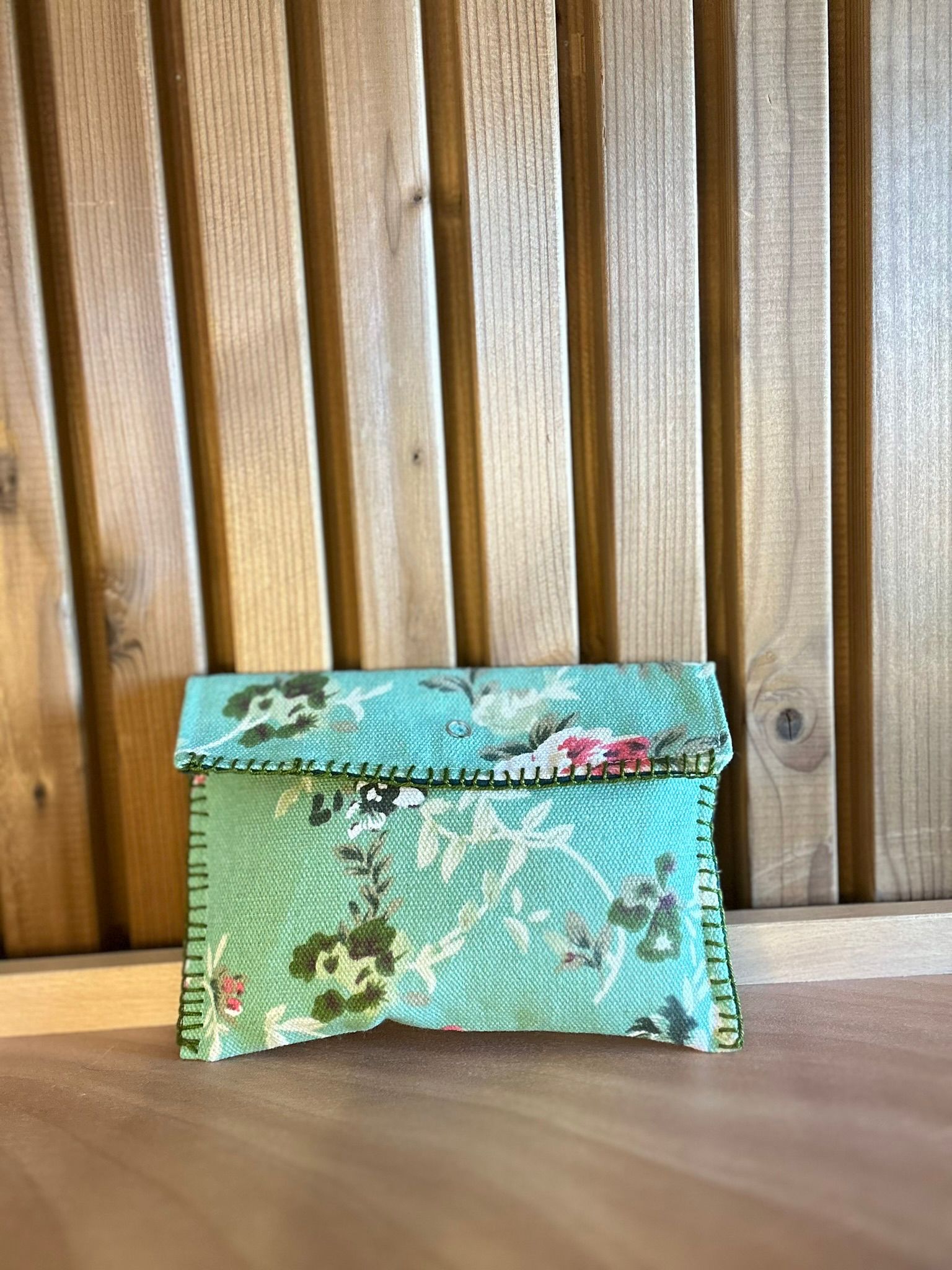 Carteira de Tecido Floral