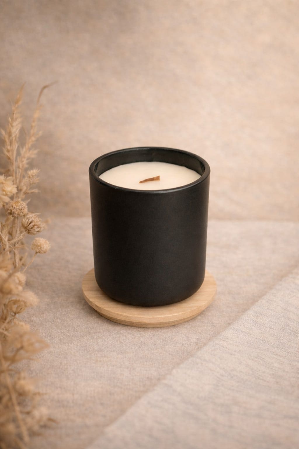 Vela Aromática de Cera de Soya en Vaso Negro