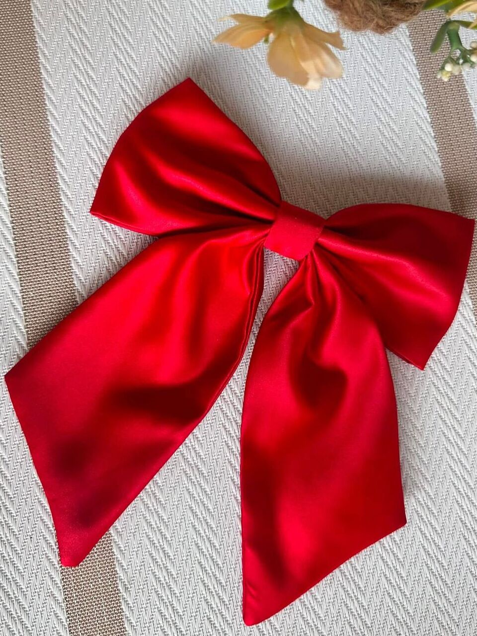 Moño de Satín Rojo