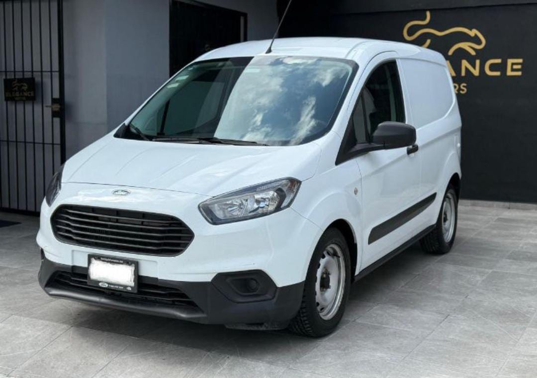 Ford Transit Courier 2023