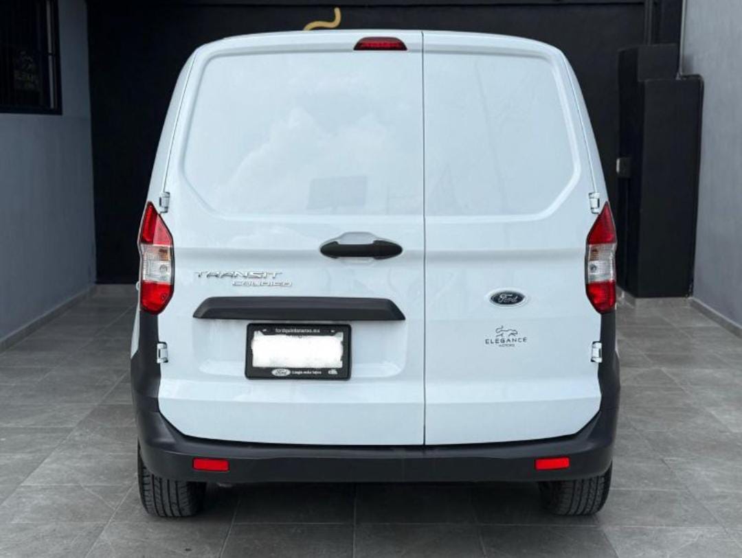 Ford Transit Courier 2023