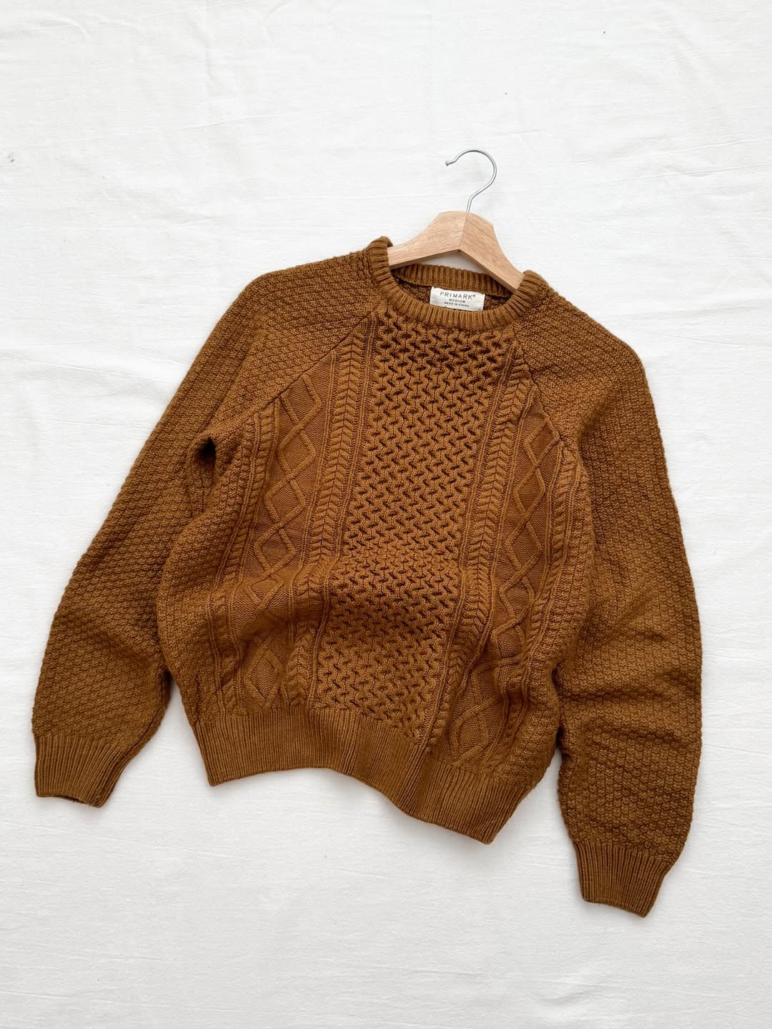 Suéter tejido marrón