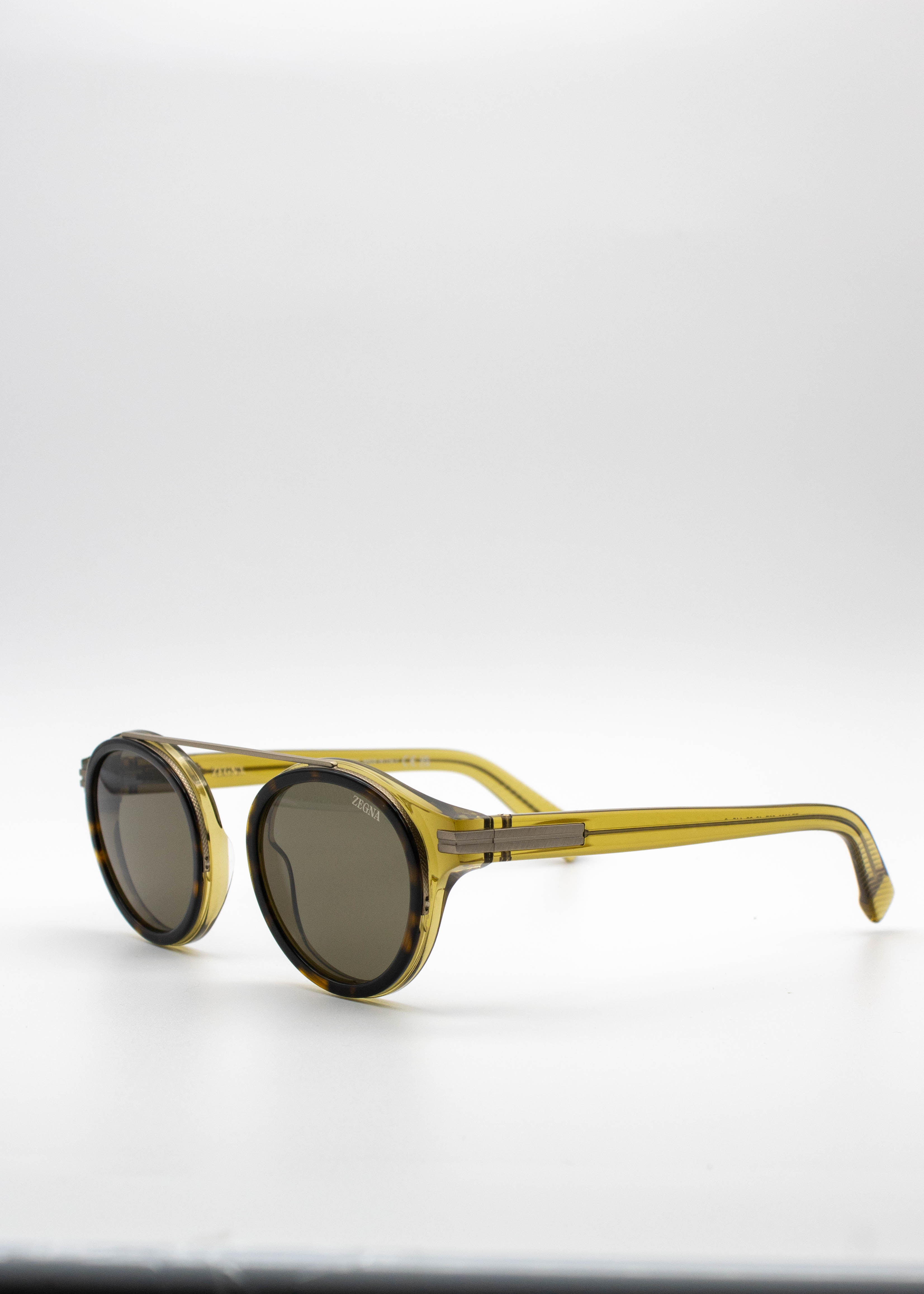 ZEGNA:  Lentes de Sol Amarillos