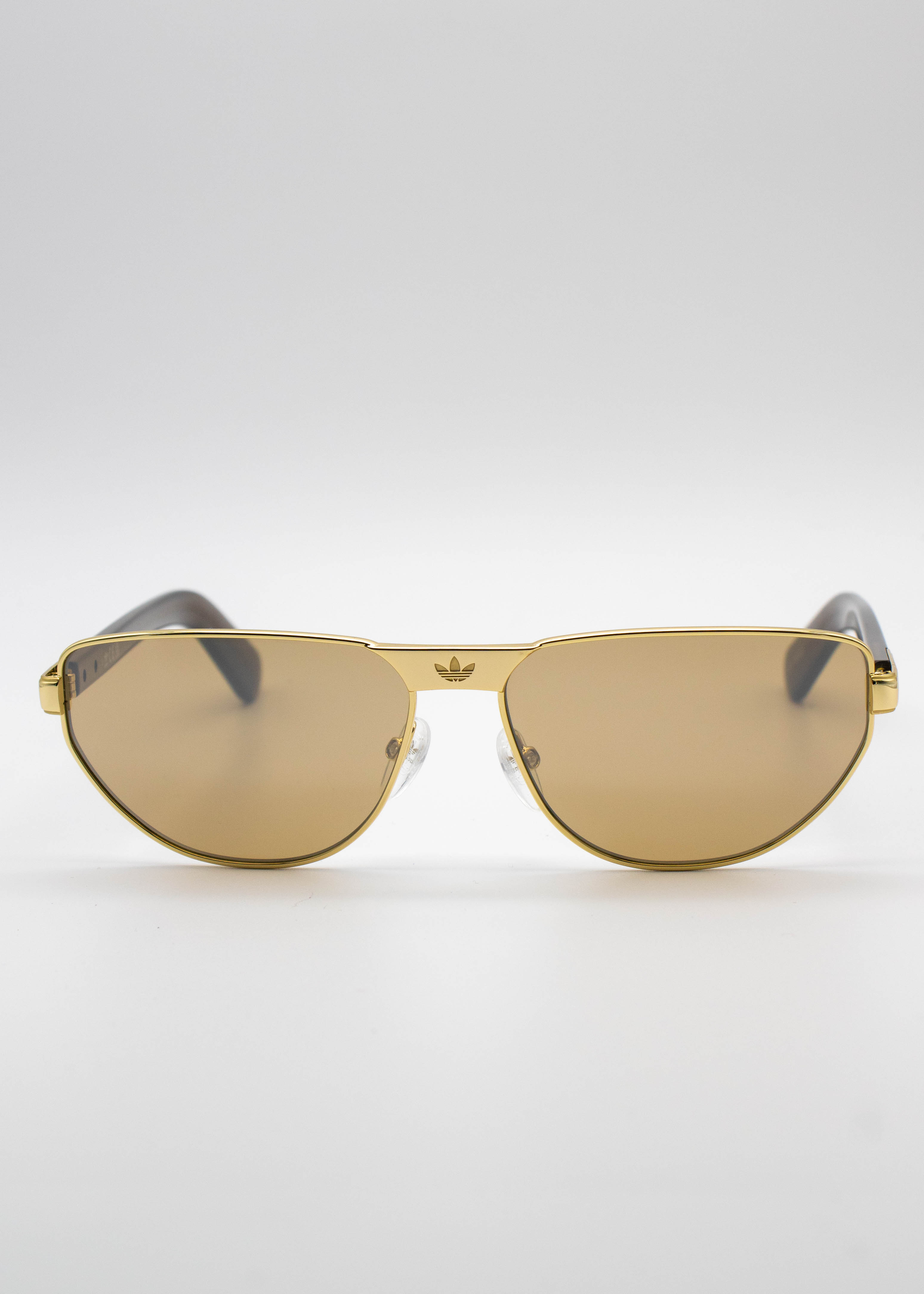 Adidas: Lentes de Sol Dorados