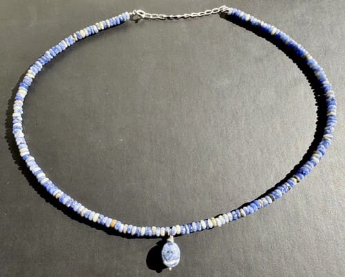 Gargantilla de sodalita