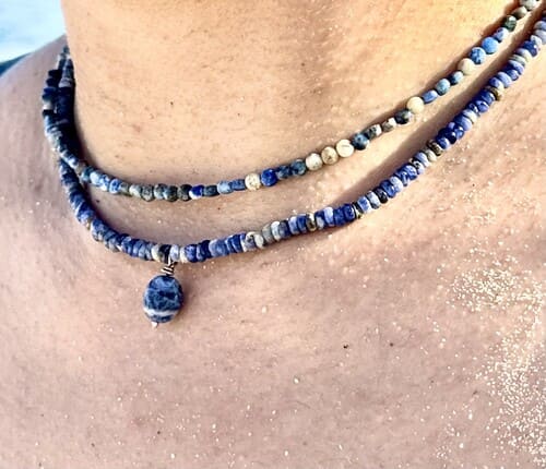 Gargantilla de lapislázuli luneta