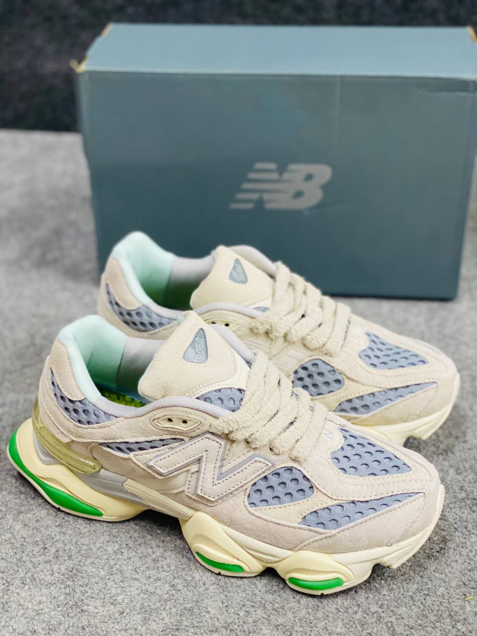 NB:9060 Bricks & wood 1:1