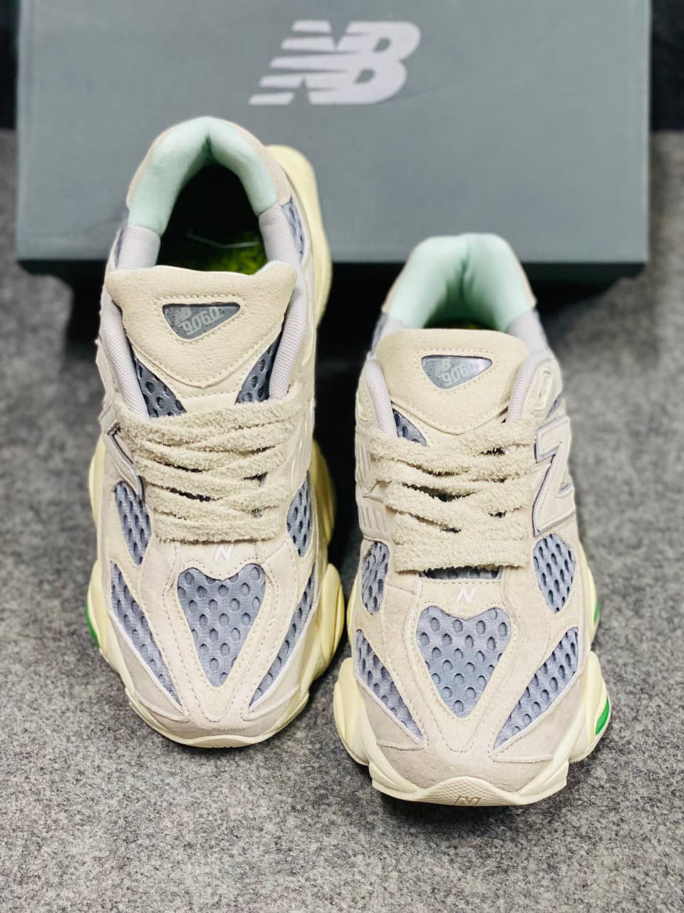 NB:9060 Bricks & wood 1:1