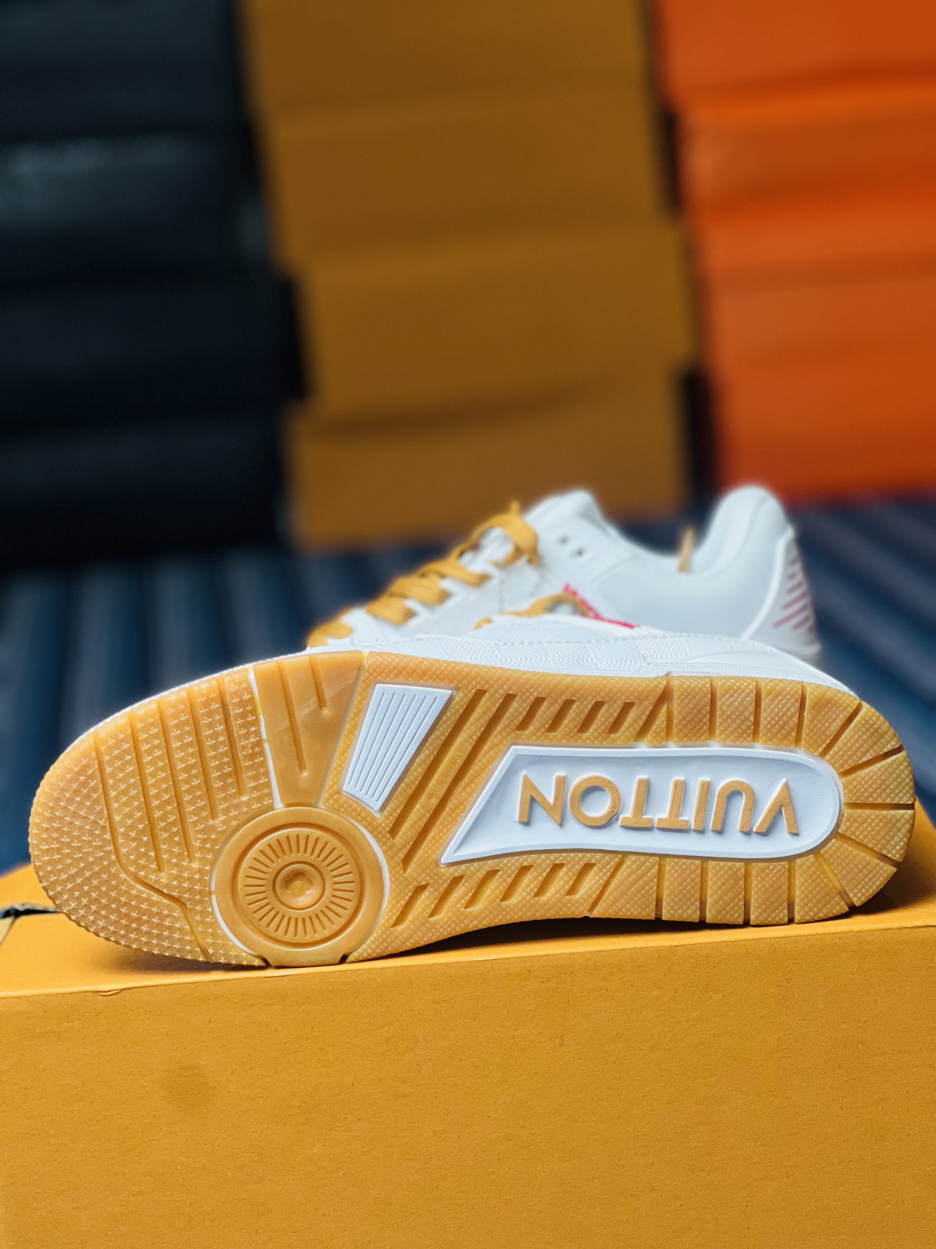 Louis Vuitton White Sneakers 1:1