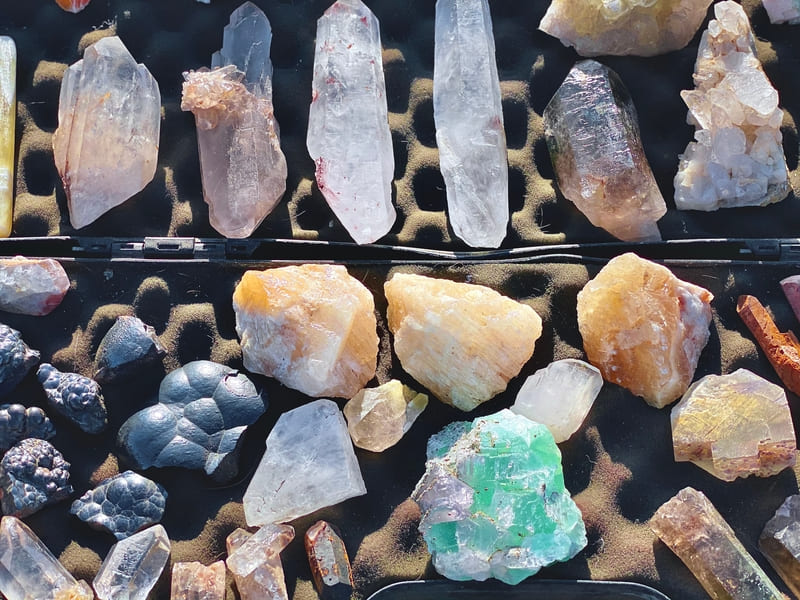 Vivencia con piedras preciosas