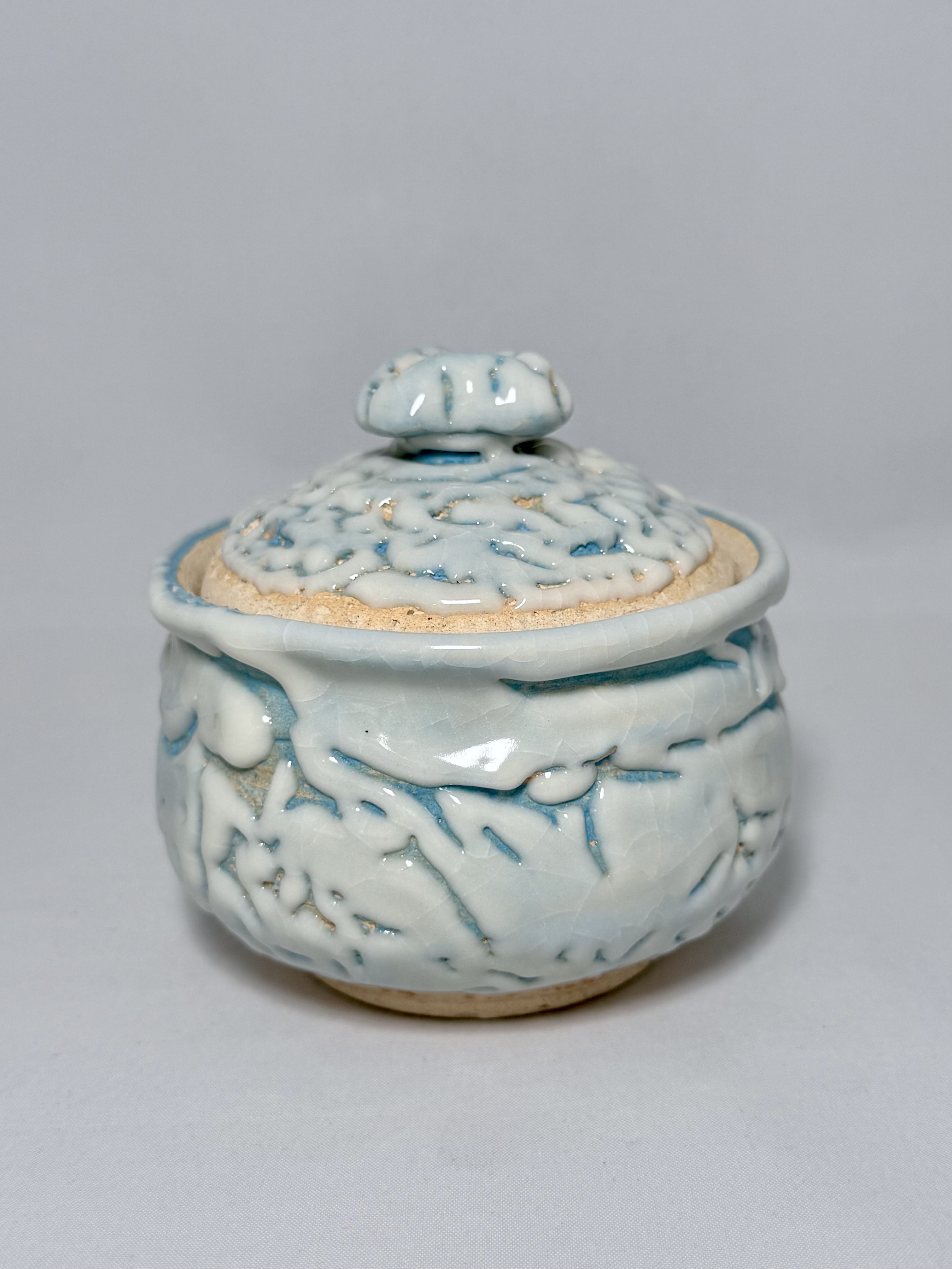 Teapot by Futaba Yukihisa