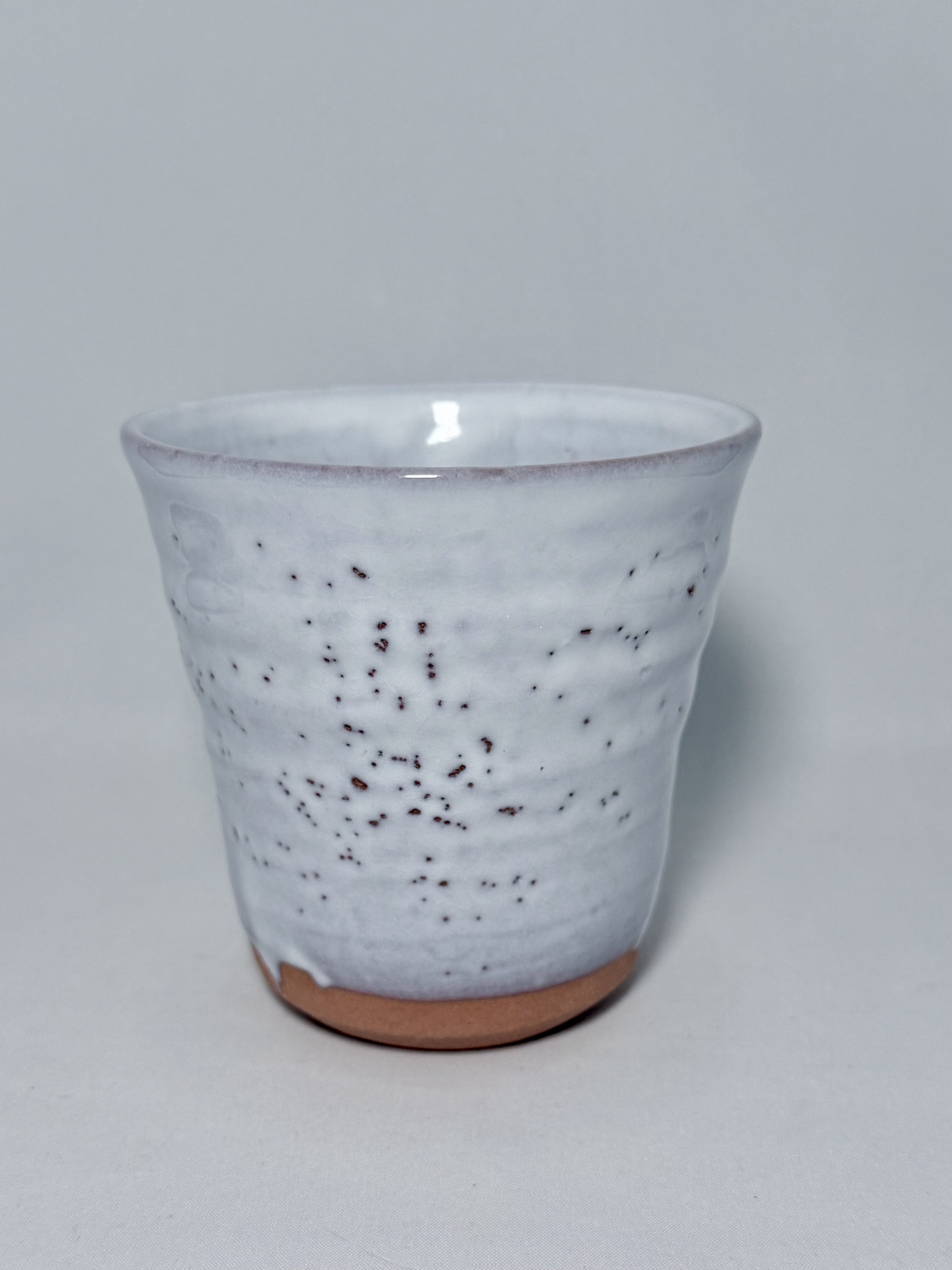 Odaiba Kiln Yunomi – White Speckled Glaze