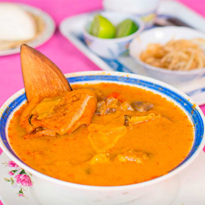 Tripe soup / Sopa de Mondongo