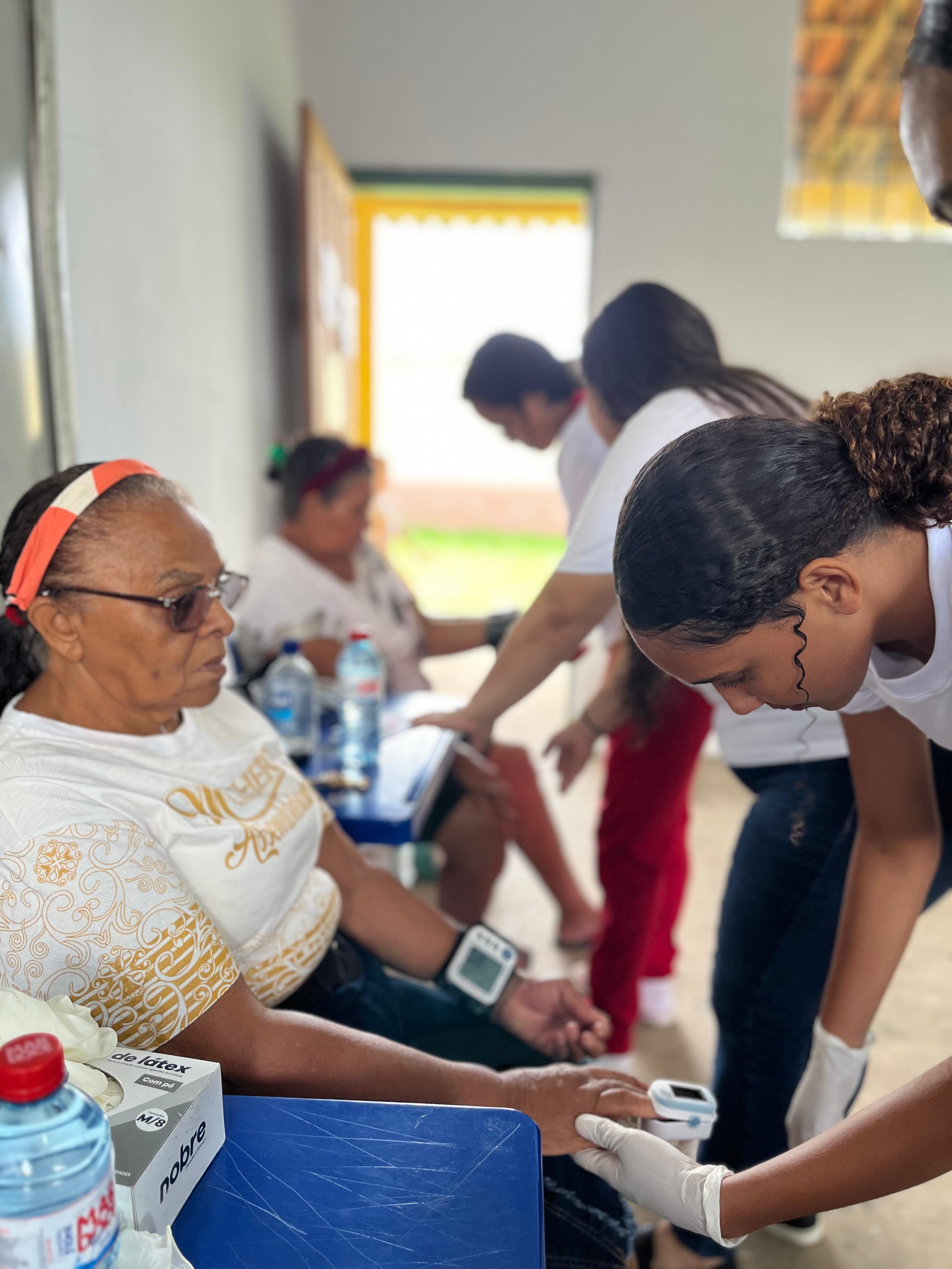 RECANTO LEVANDO SAÚDE E ASSITÊNCIA NA COMUNIDADE