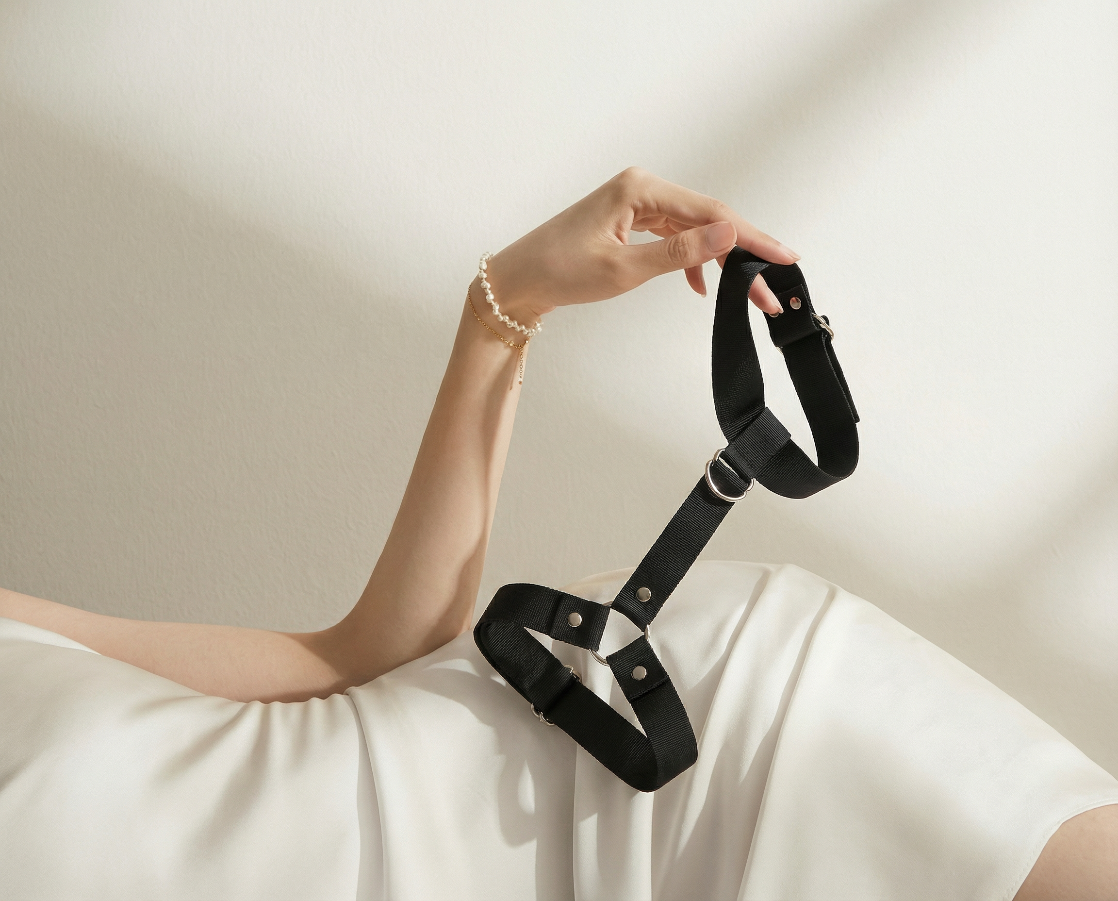 Frisky Bond (Adjustable Bondage Restraint Harness)