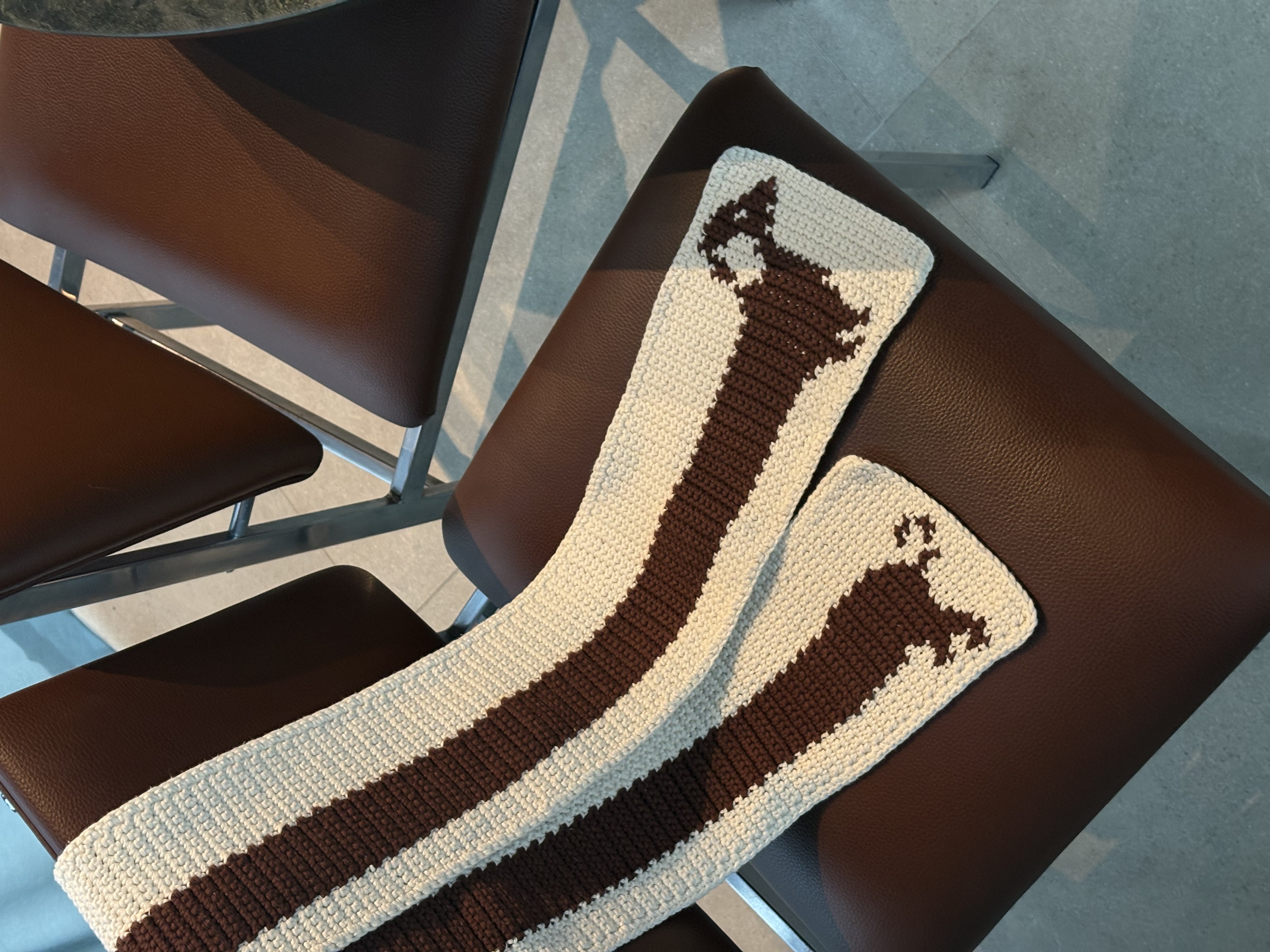 Šalikas su taksiuku (merino vilna)