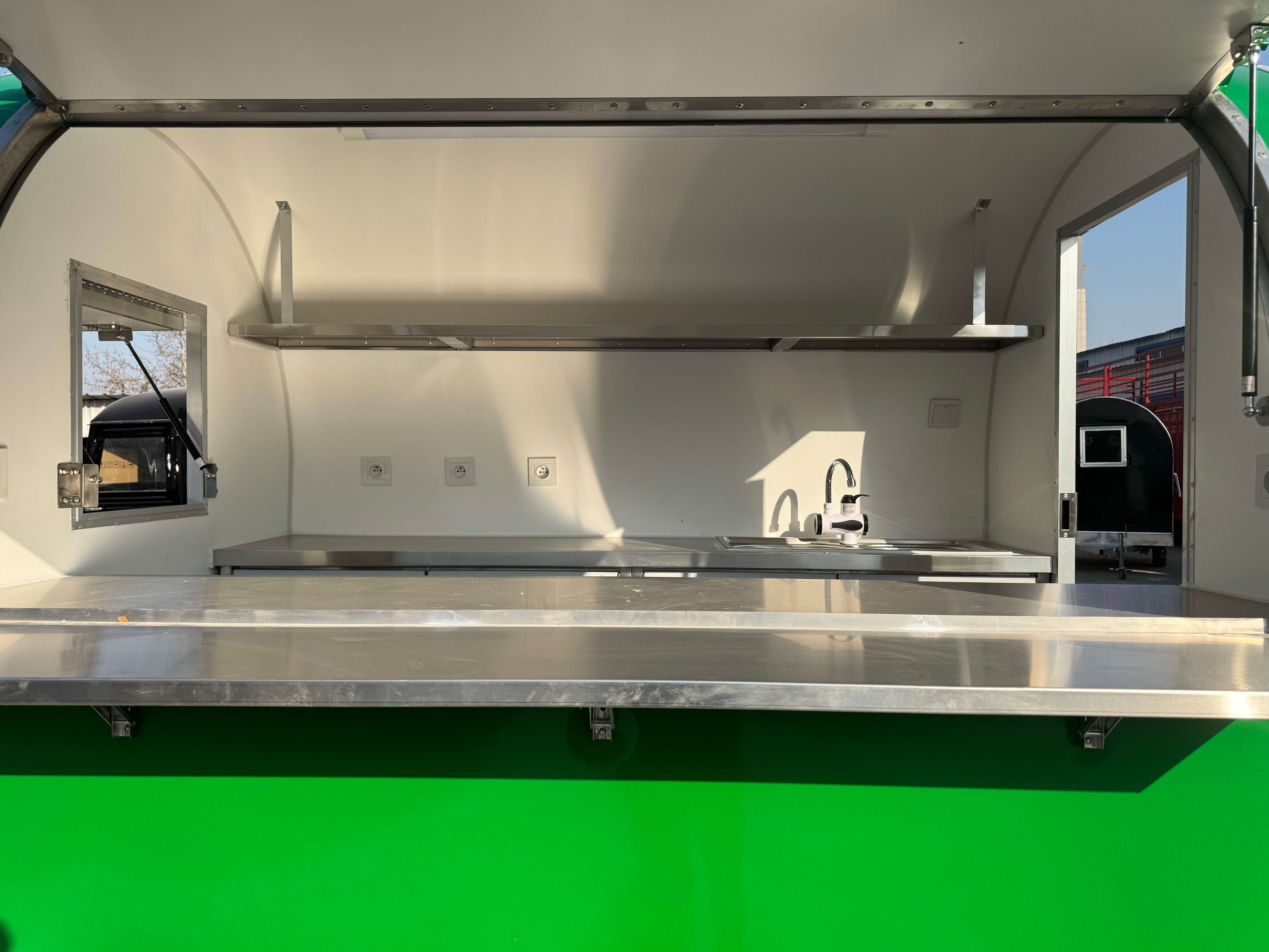Foodtrailer TF-DR Nouvelle Génération 220x160 Vert Brillant Frigo/congel