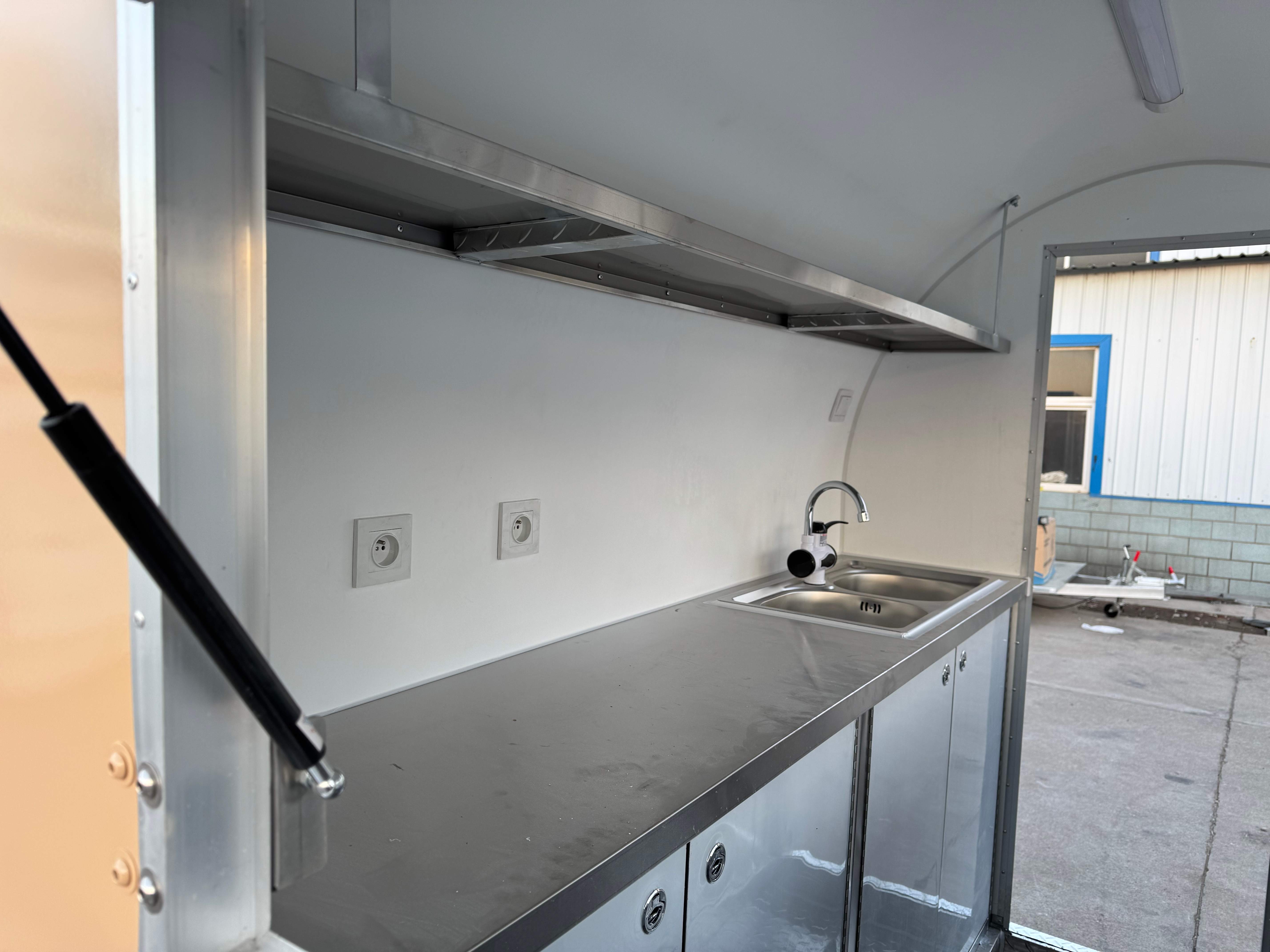 Foodtrailer TF-DR Nouvelle Génération 220x160 Beige Frigo/congel