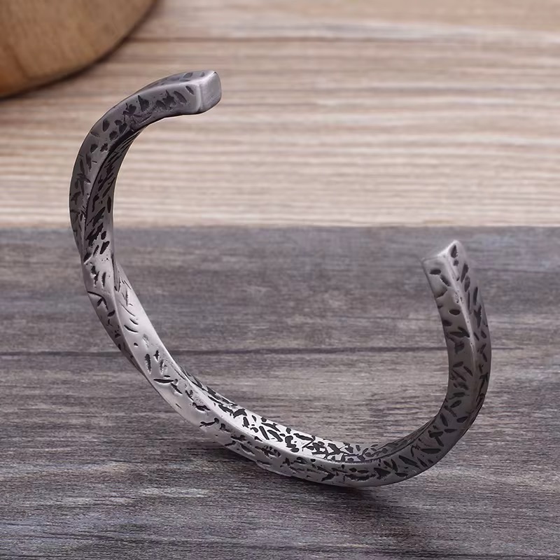 Vikings steel cuff