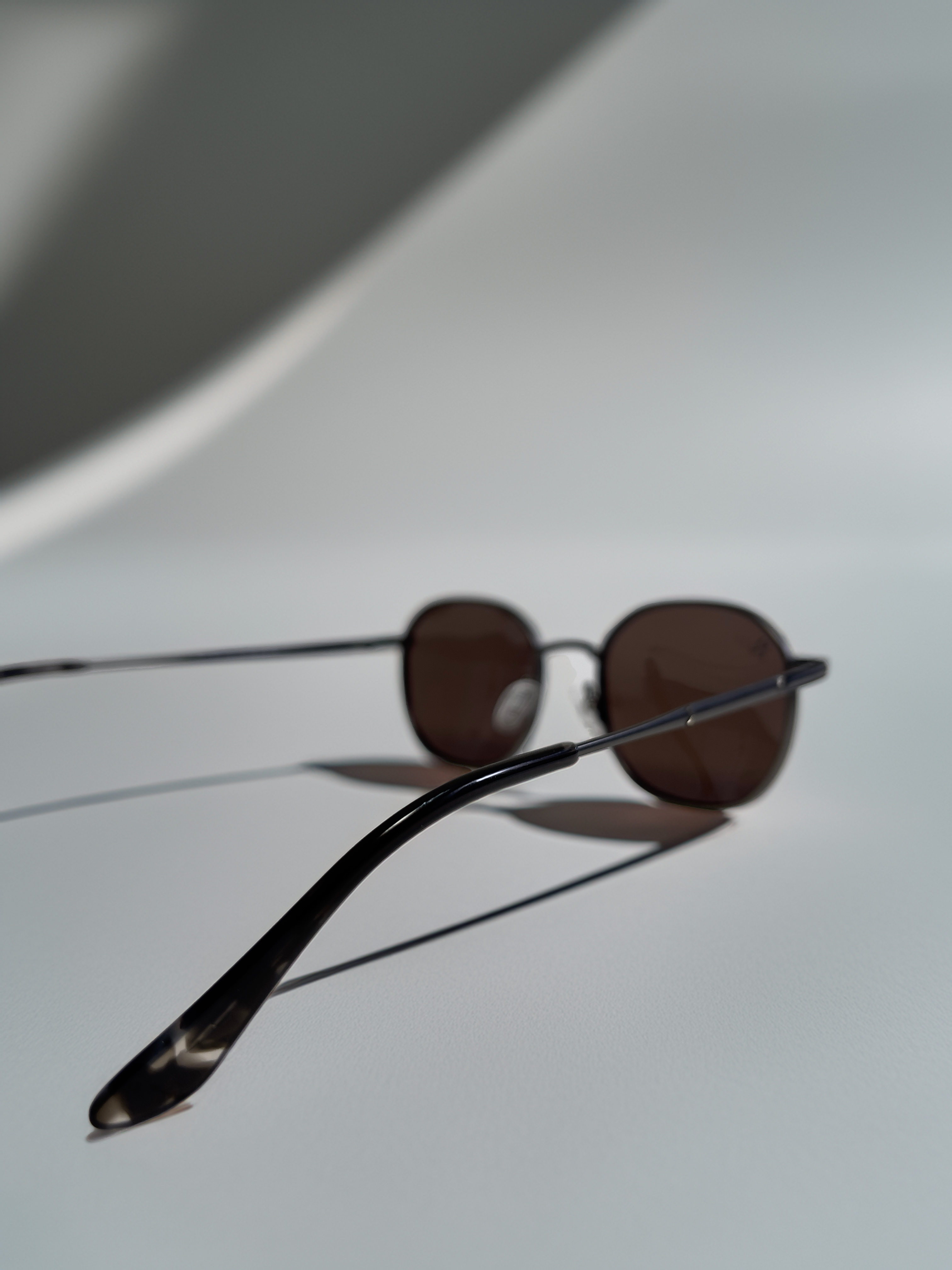 Trigger - dark brown