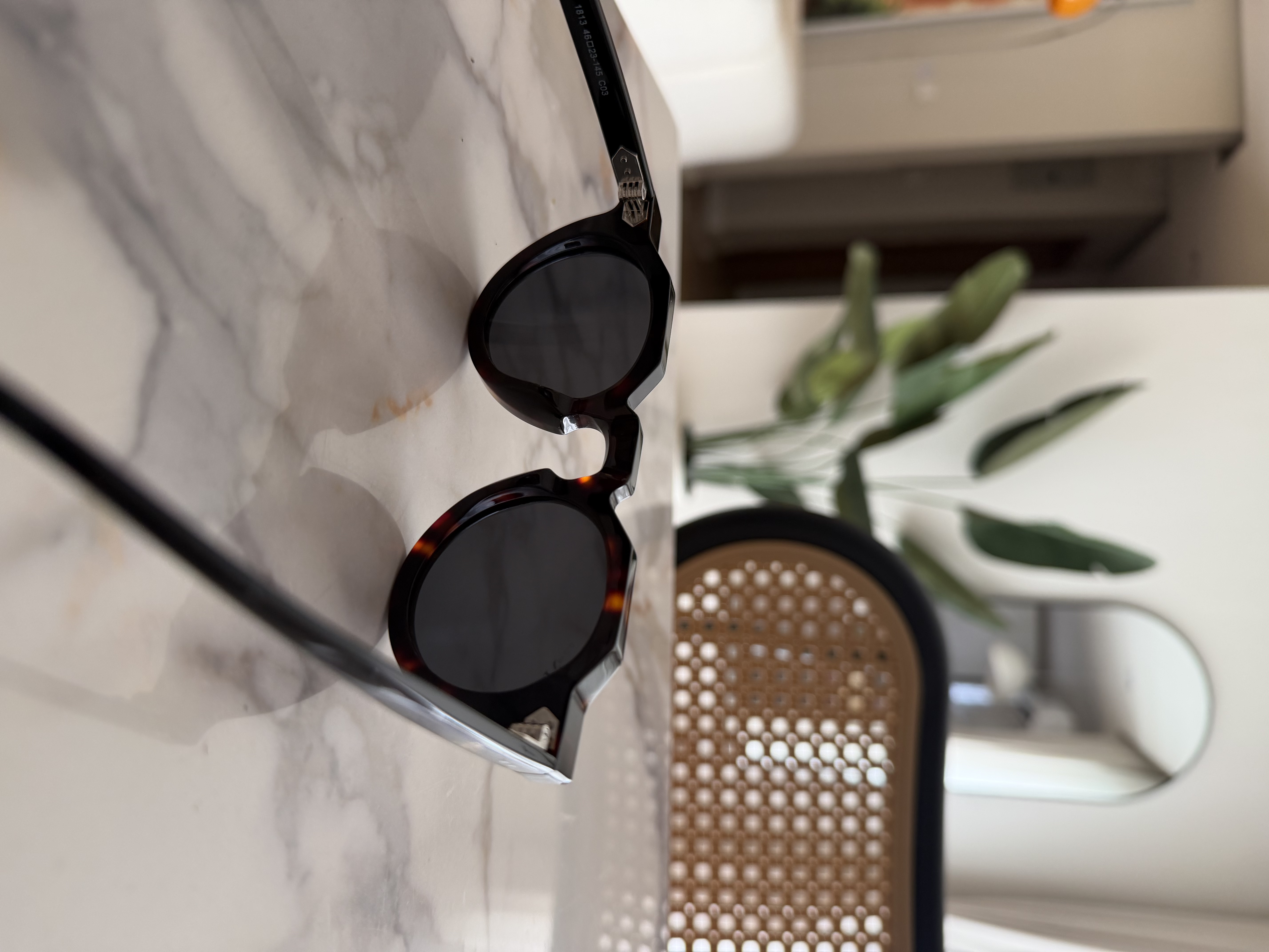 Ken tort - dark lens