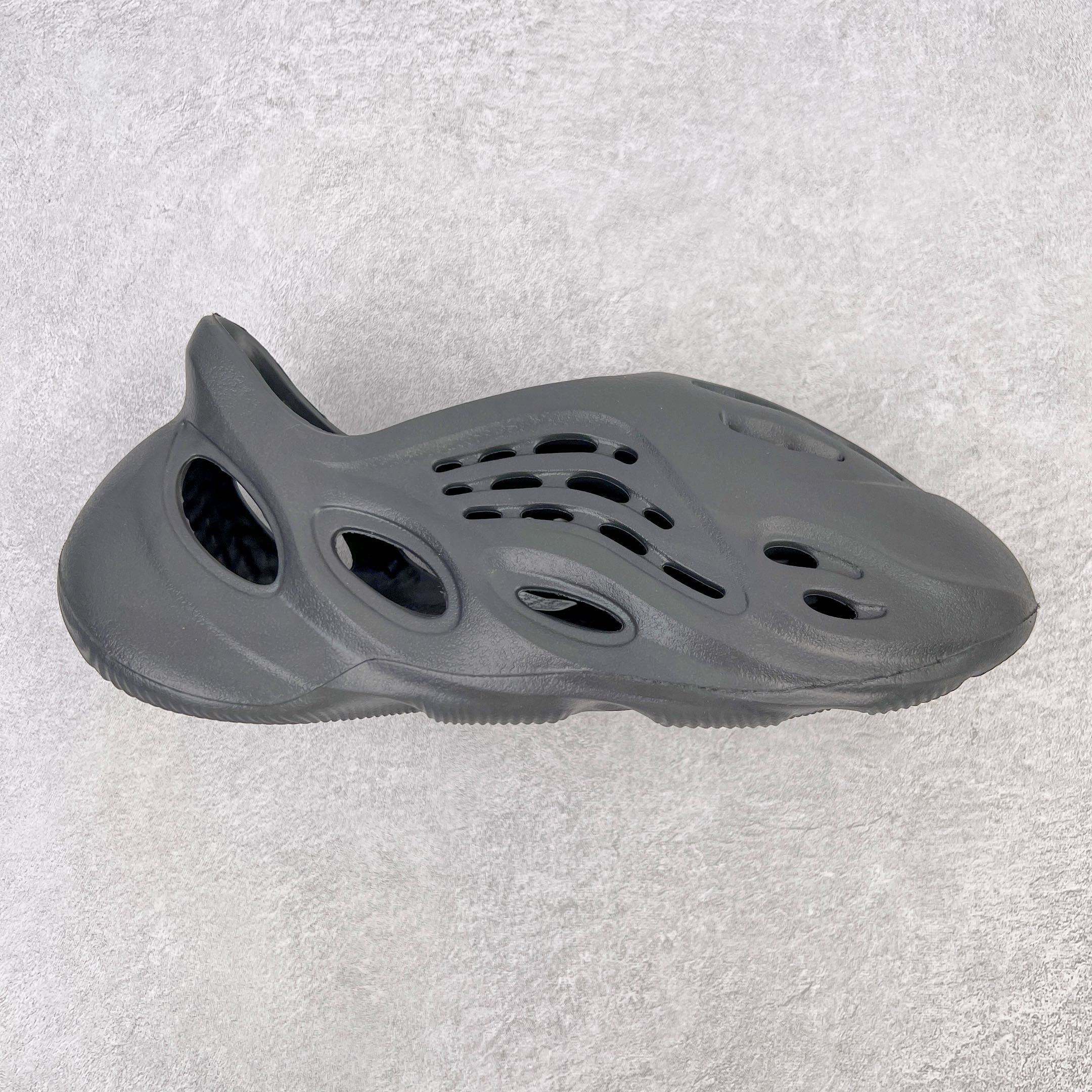 adidas yeezy foam runner MXX granite